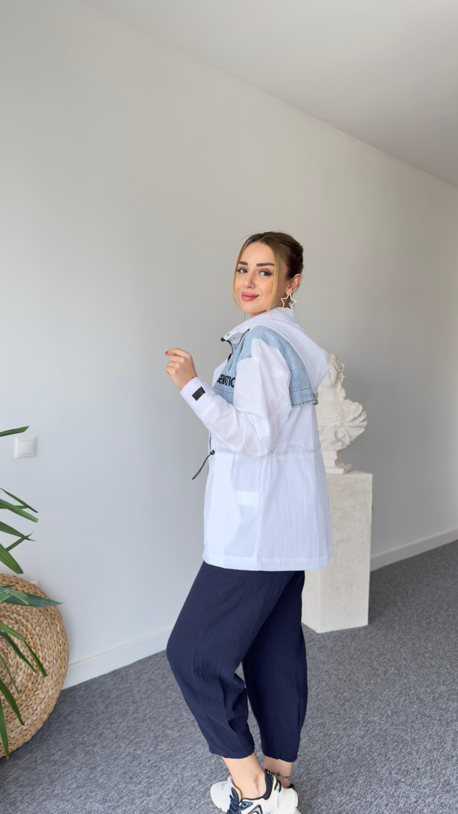 Generation Kot Garnili Beyaz Yağmurluk