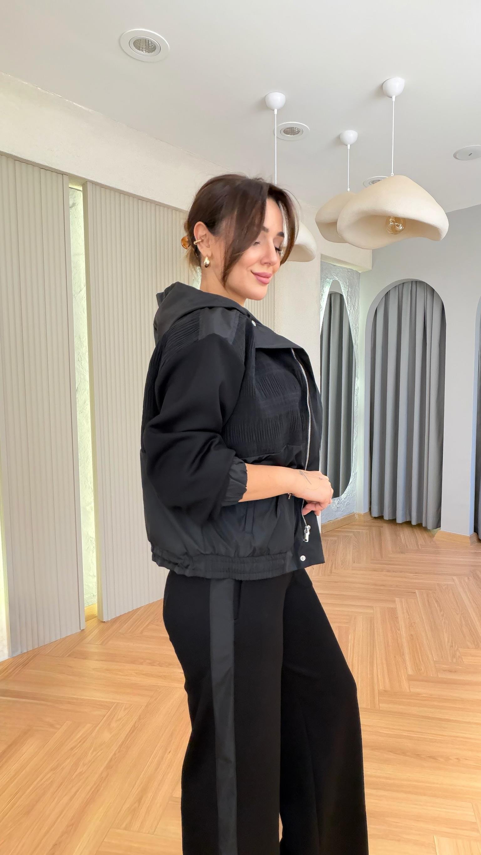 Siyah İpkyol Model Kapüşonlu Takım