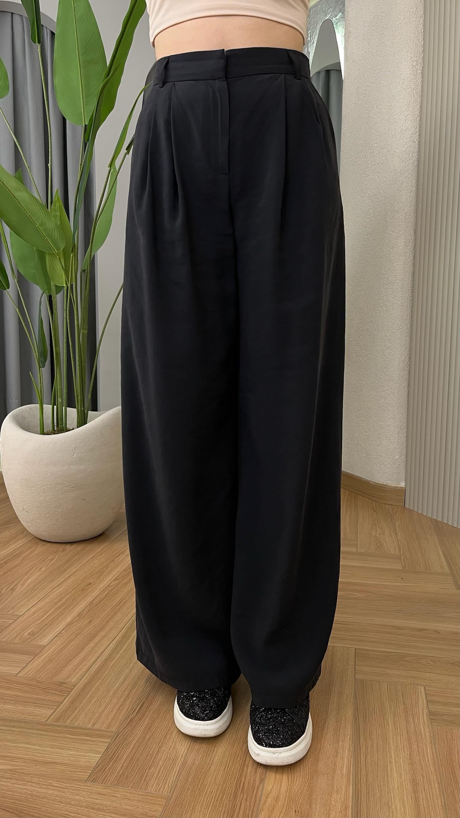 Siyah Tülna Bol Paça Tensel Pantolon