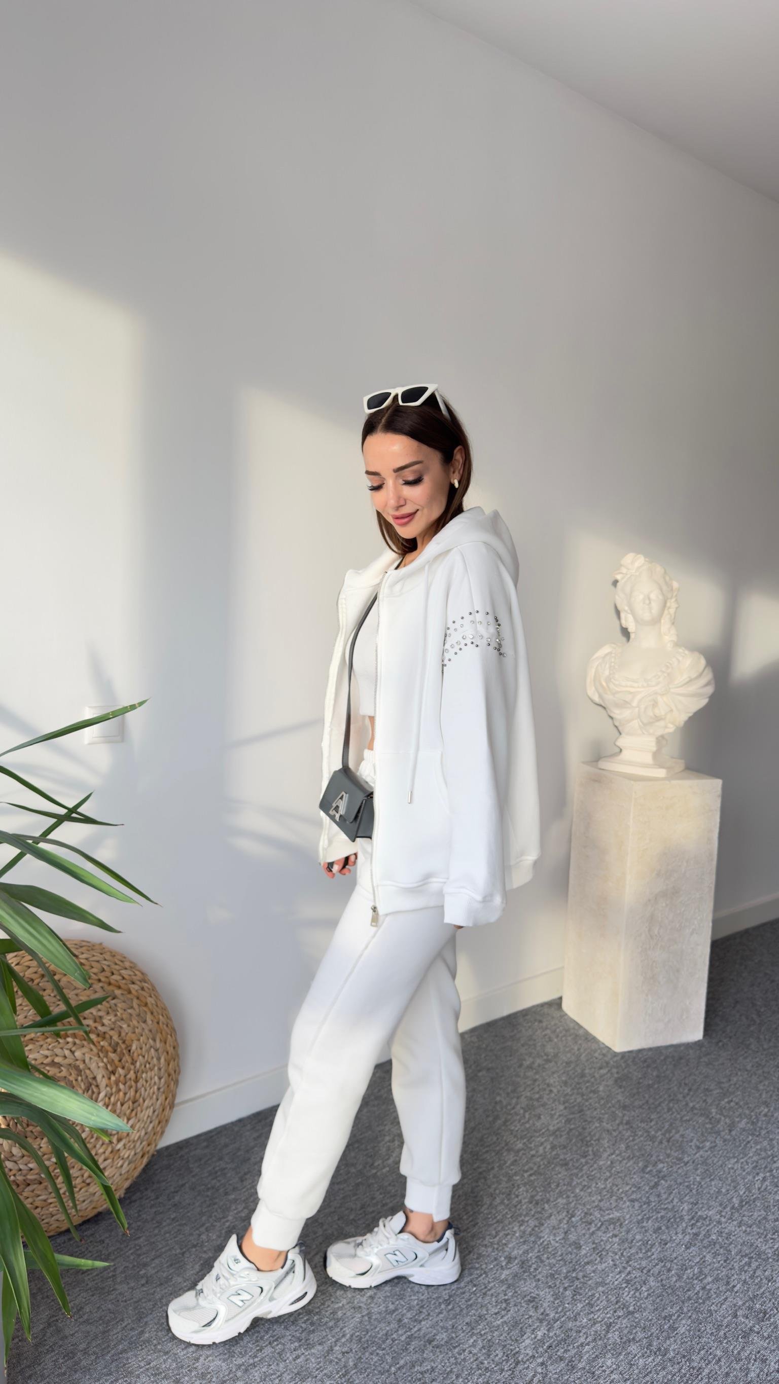 Orj Model Kolları Taşlı Beyaz Sweat