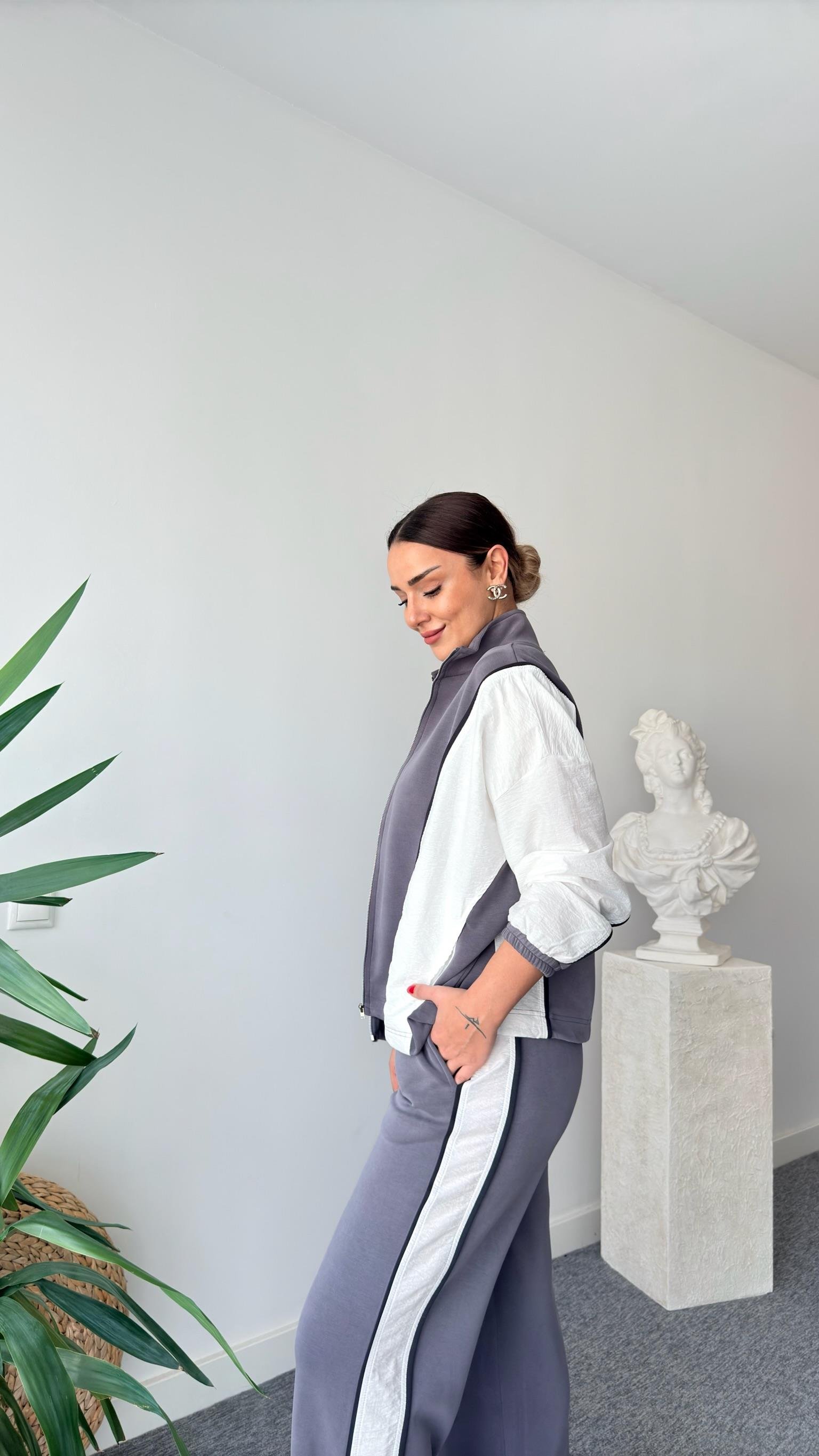 Paraşüt Detaylı Gri Modal Takım