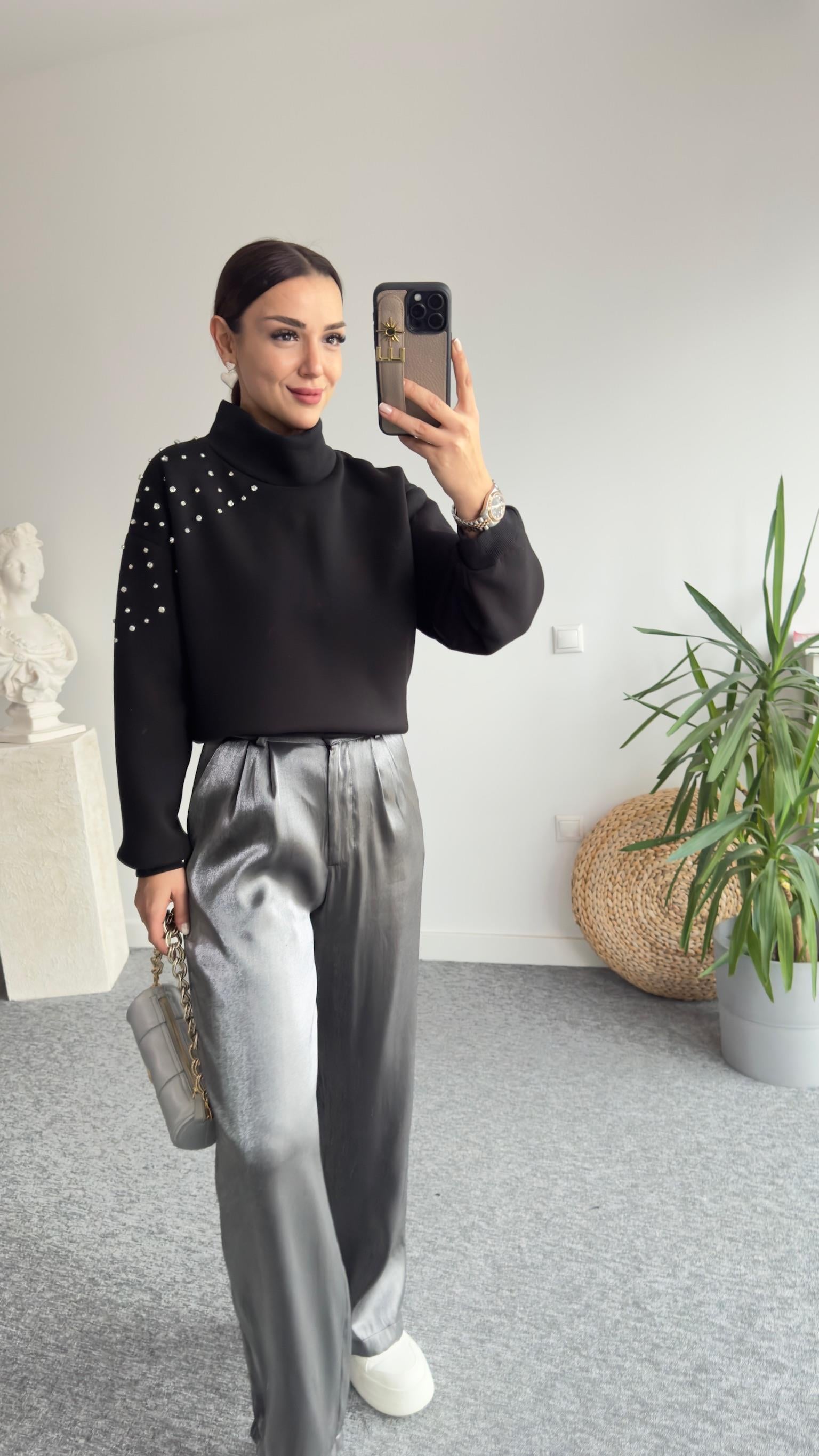 Dik Yaka Taş Detaylı Zra Model Sweat