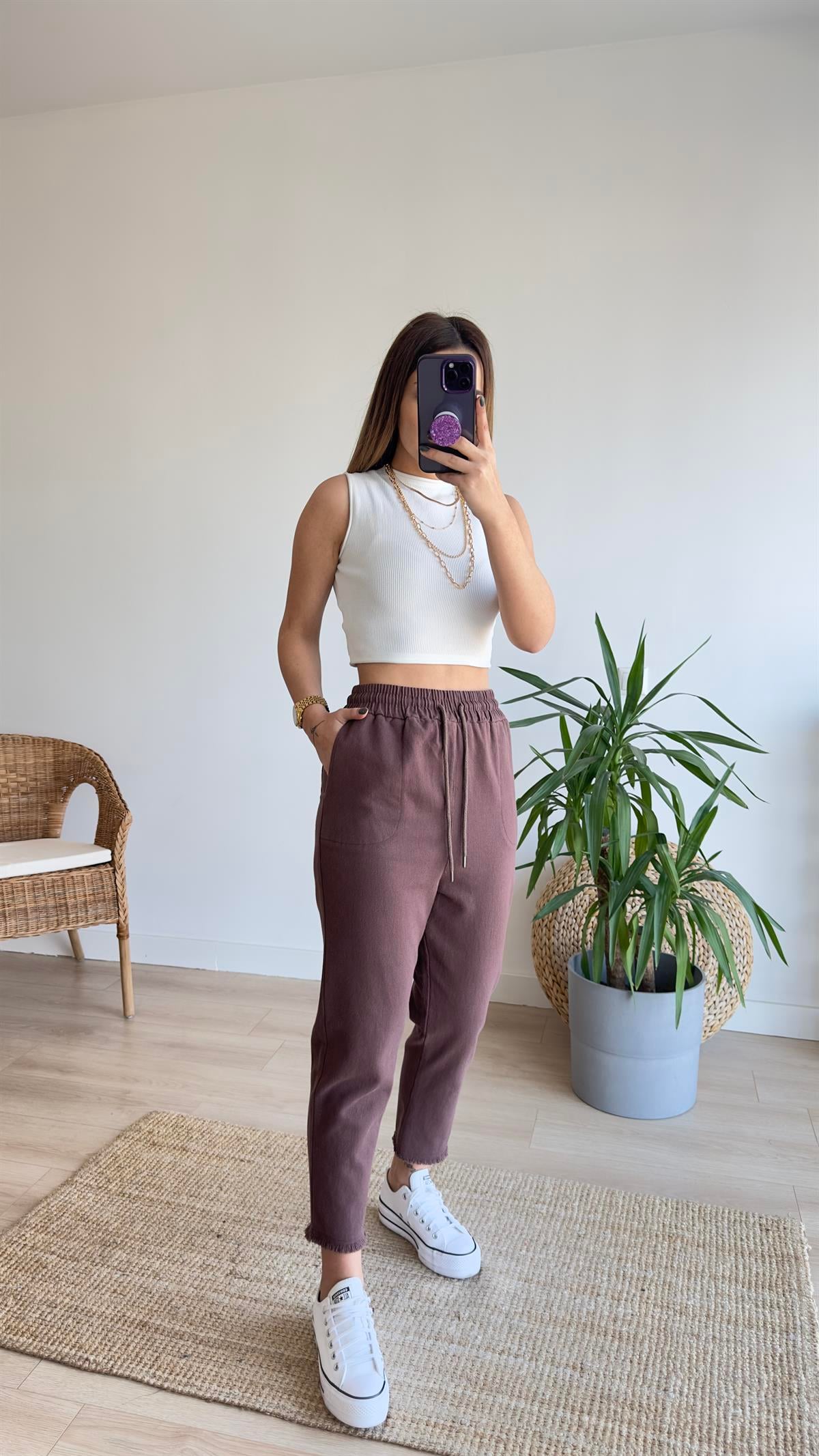 Beli Lastikli Kahve Gabardin Pantolon