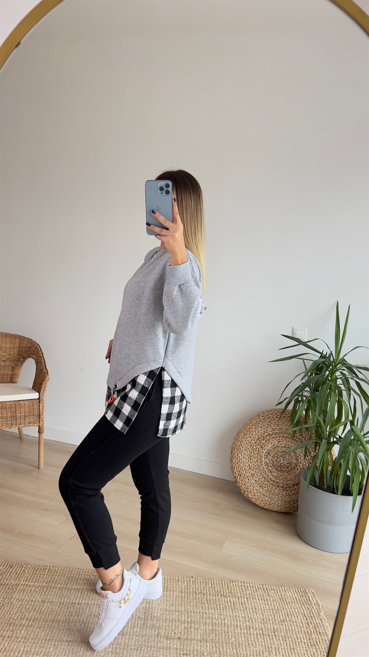Ekose Detaylı Tasarım Gri Sweatshirt