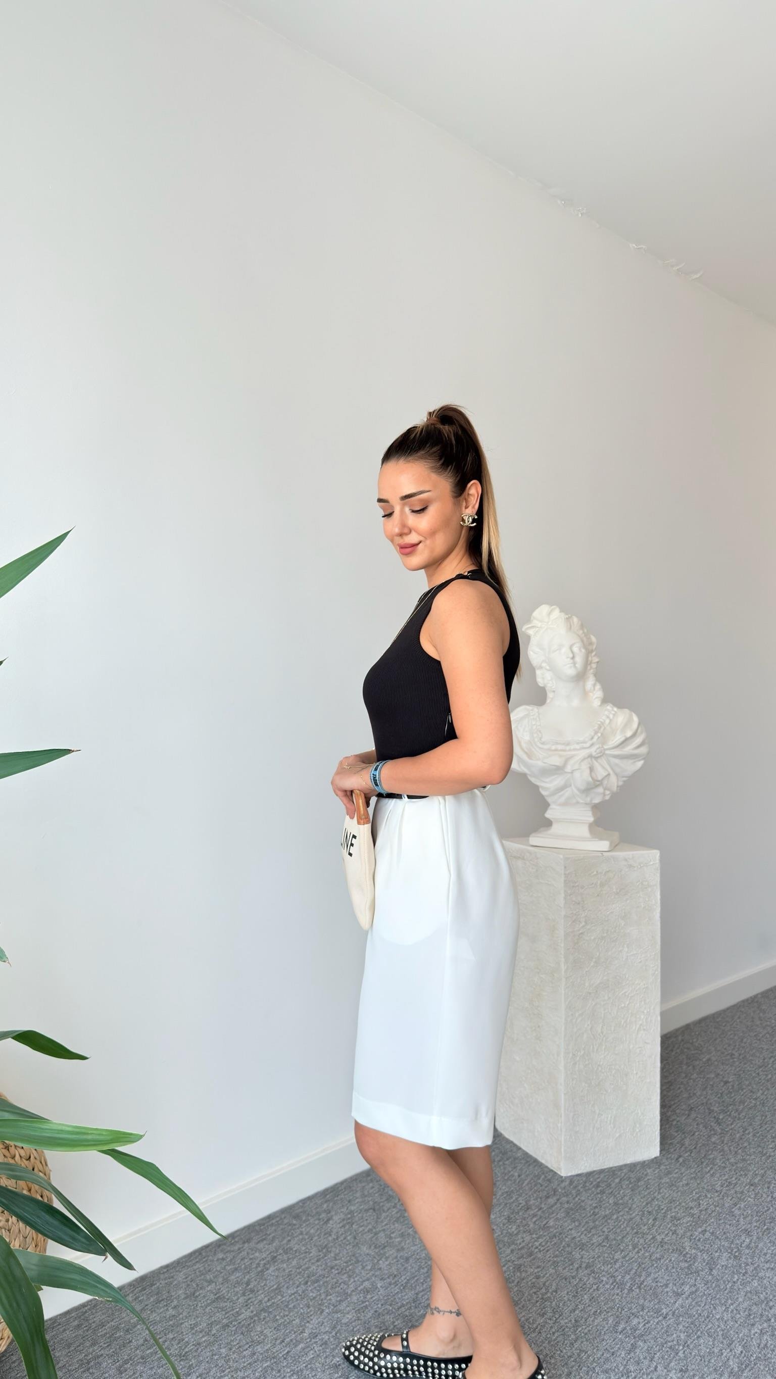 Şortlu Zra Model Kemerli Tulum