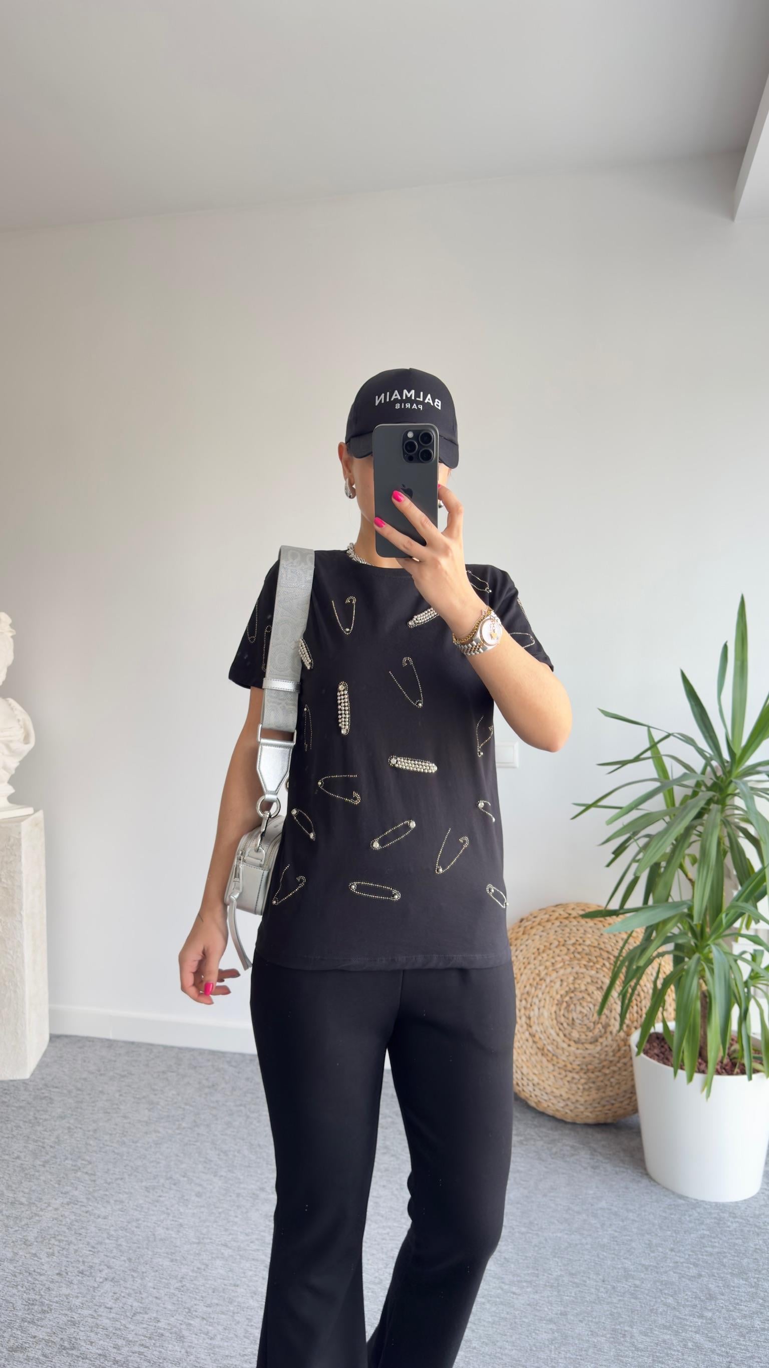 Mela İnci Ve Taşlı Siyah  Tshirt