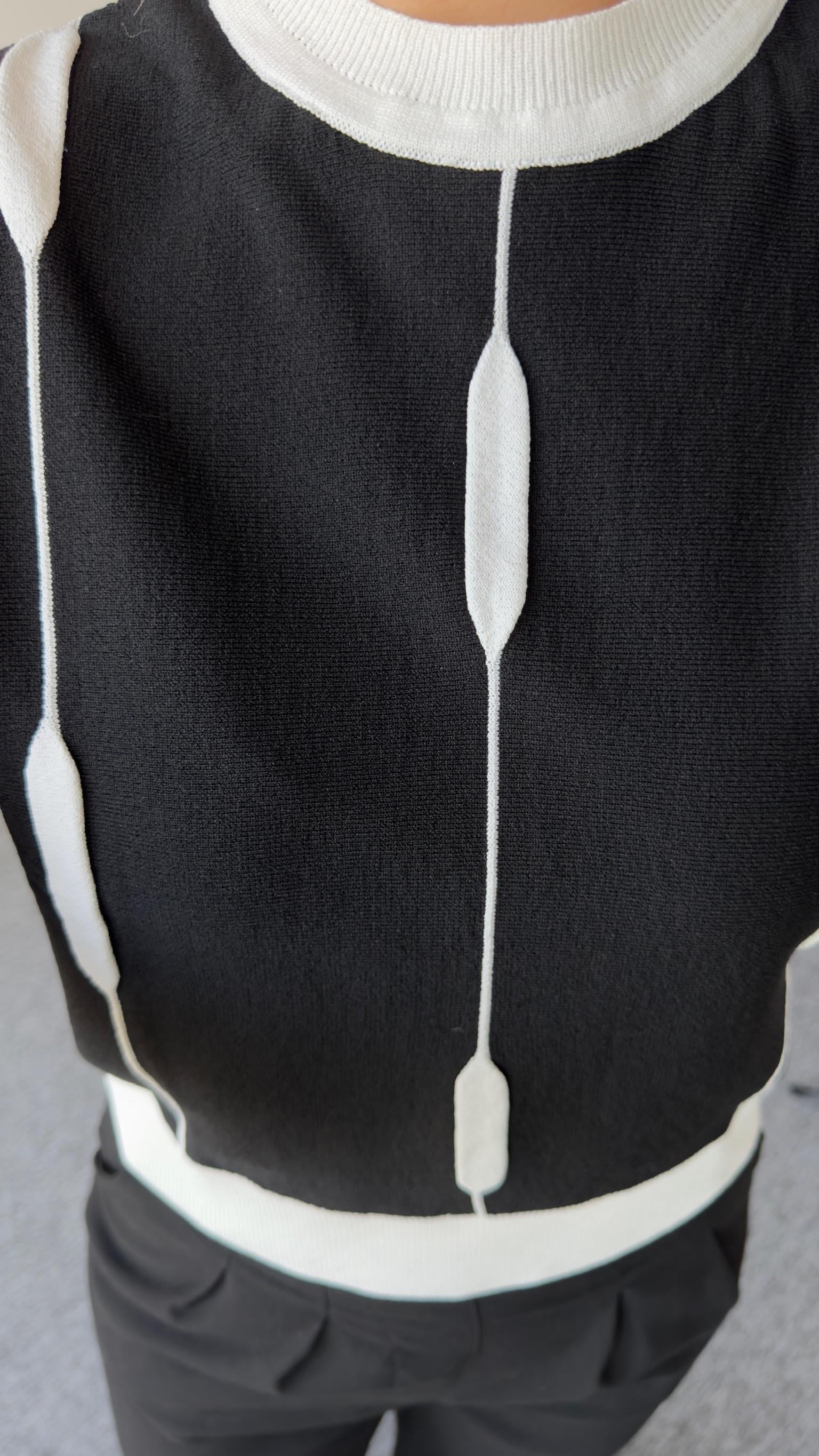 Mosta Kolsuz Siyah Bluz 