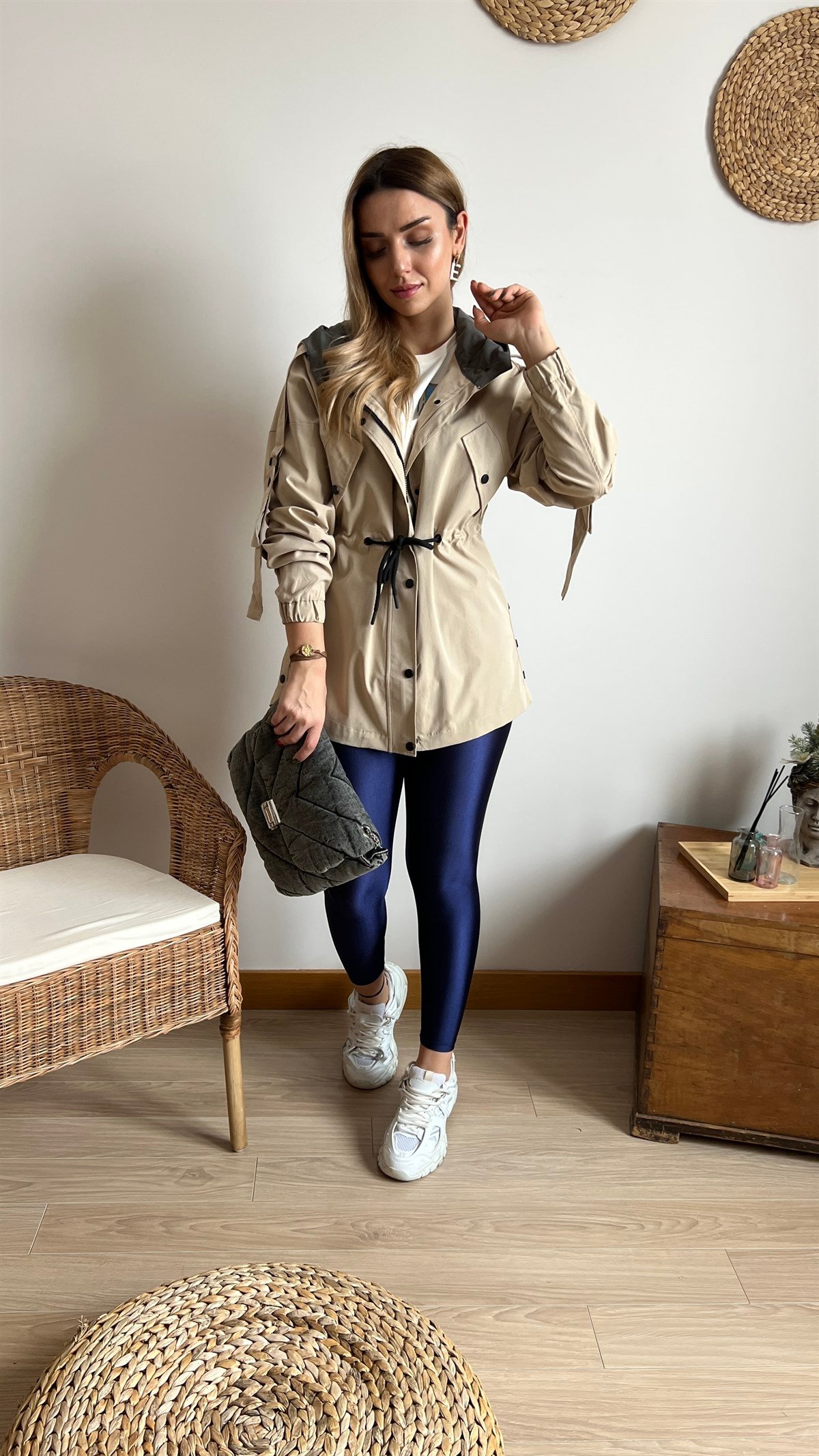 Yanları Düğme Detaylı Tasarım Trenchcoat