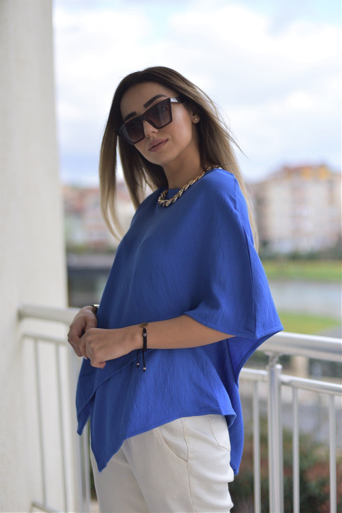 Saks Mavi Asimetrik Kesim Bluz
