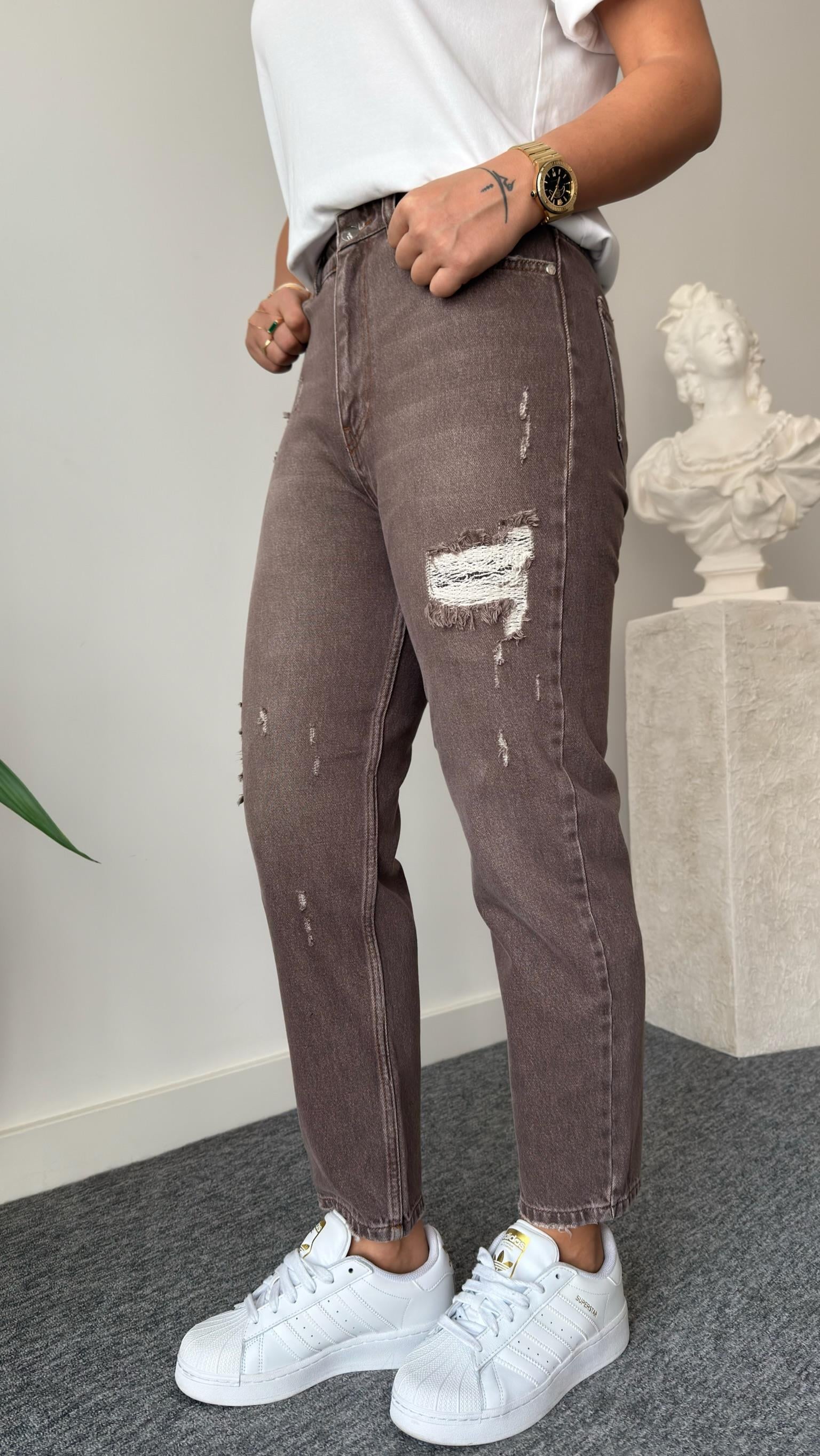 Mothi Yırtık Detaylı Kahve Jean