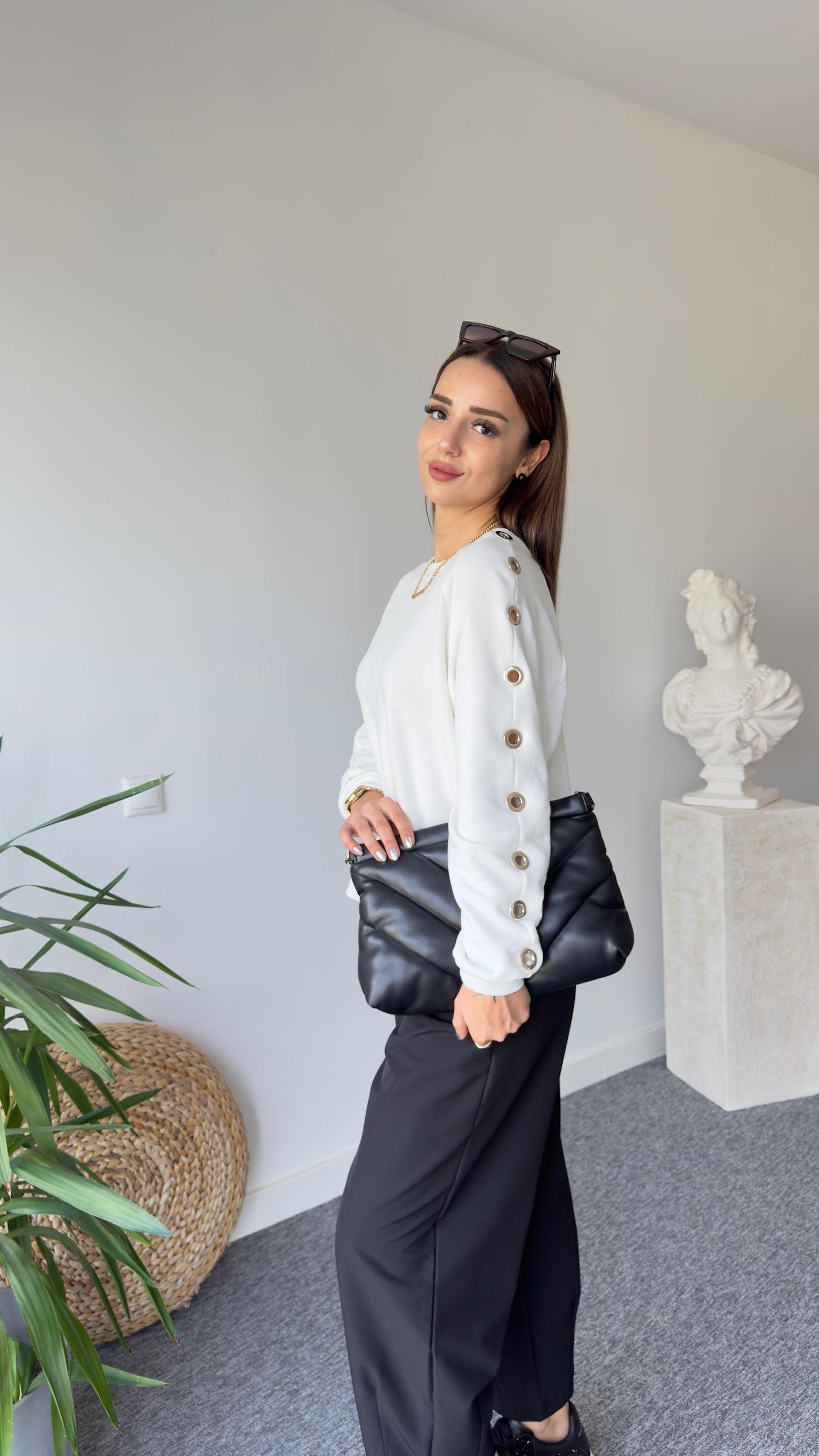 Orj Model Kollar Kuş Gözü Detay Beyaz Sweat 