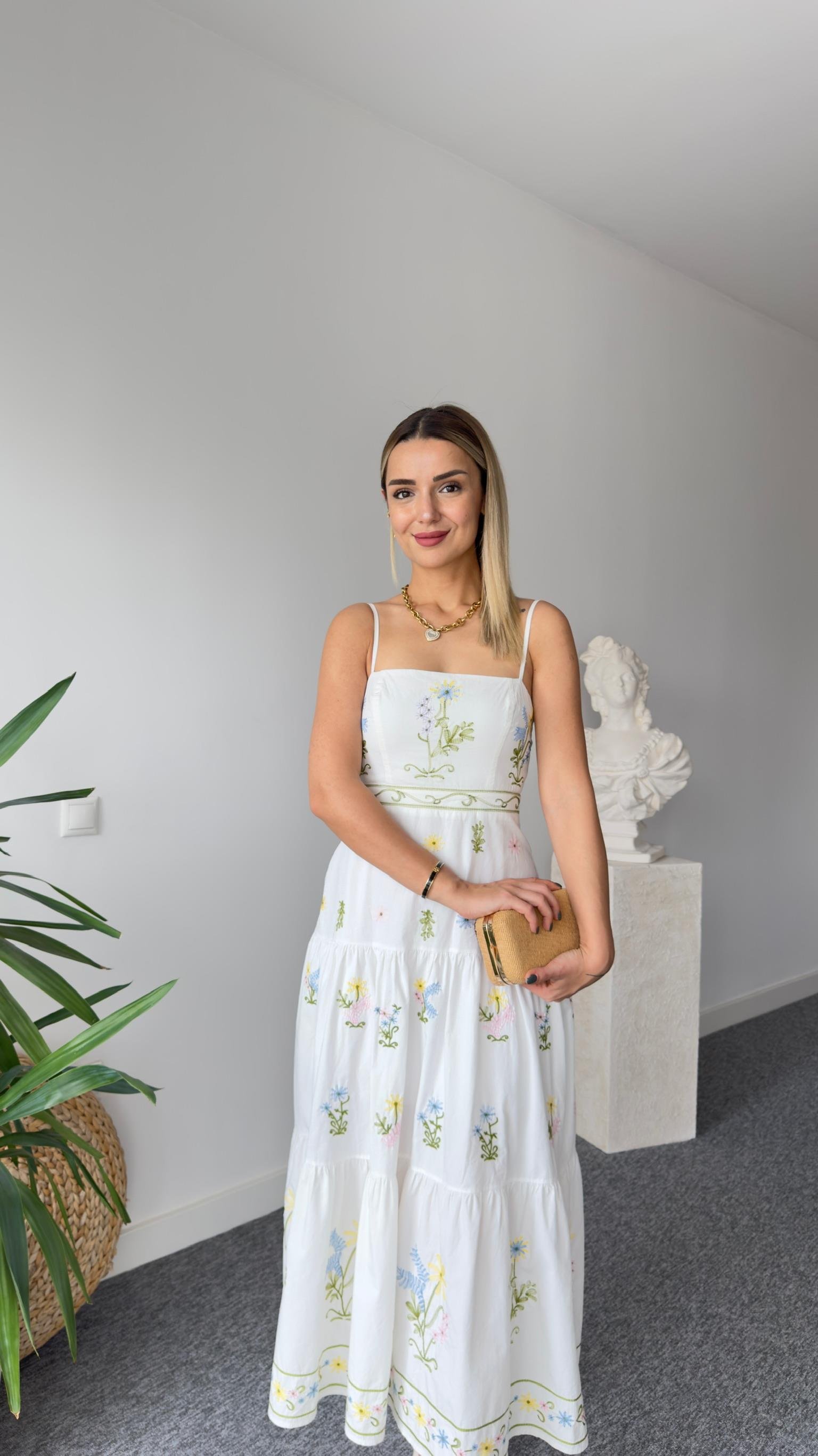 Premıum Nakış Detaylı Astarlı Elbise 