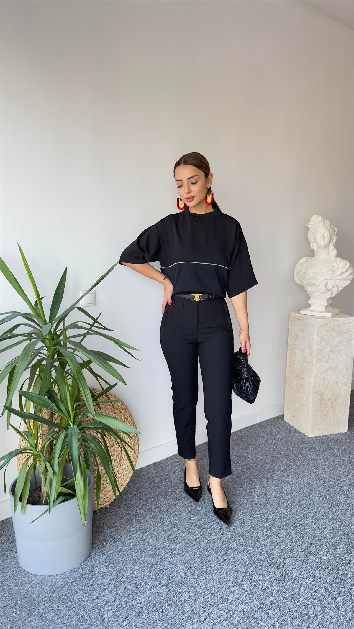 Triko Ve Taş Detay Saten Bluz 