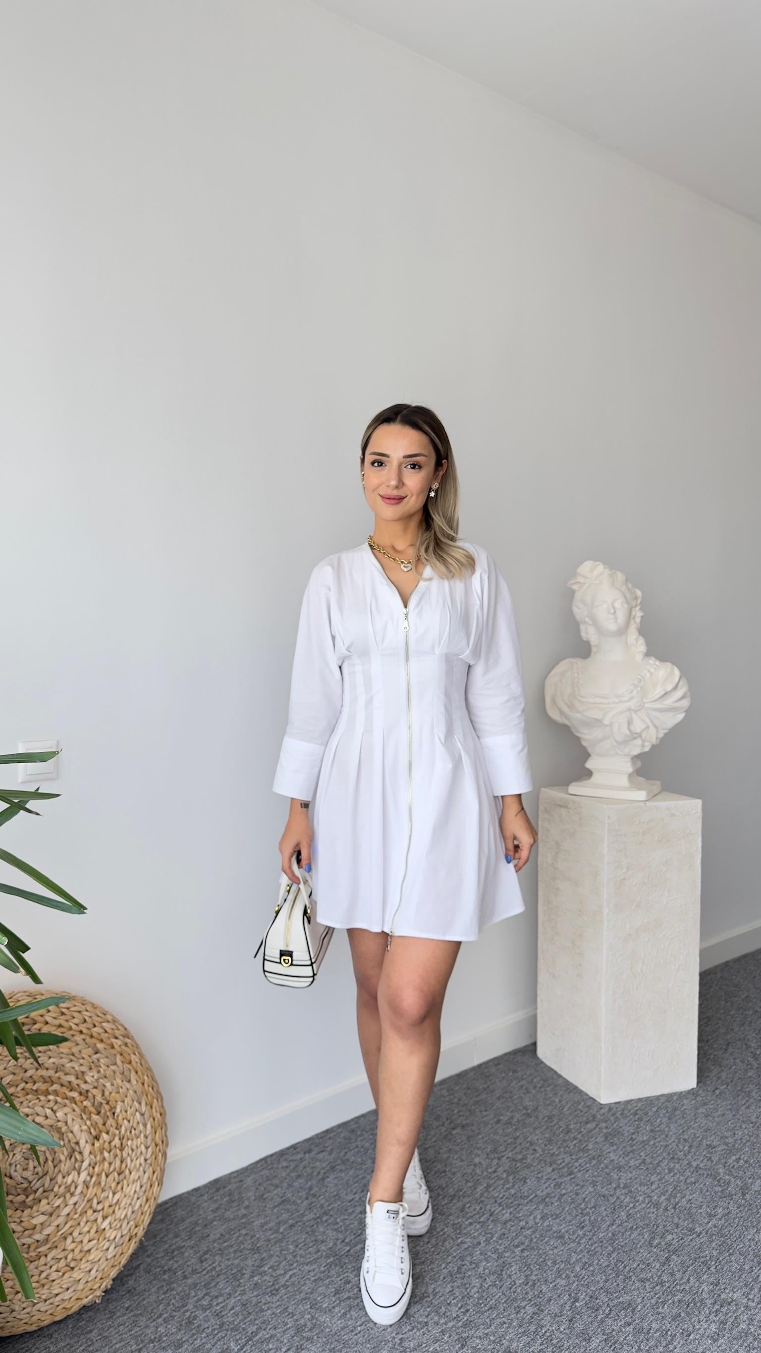 Marka Model Boydan Fermuarlı Beyaz Elbise