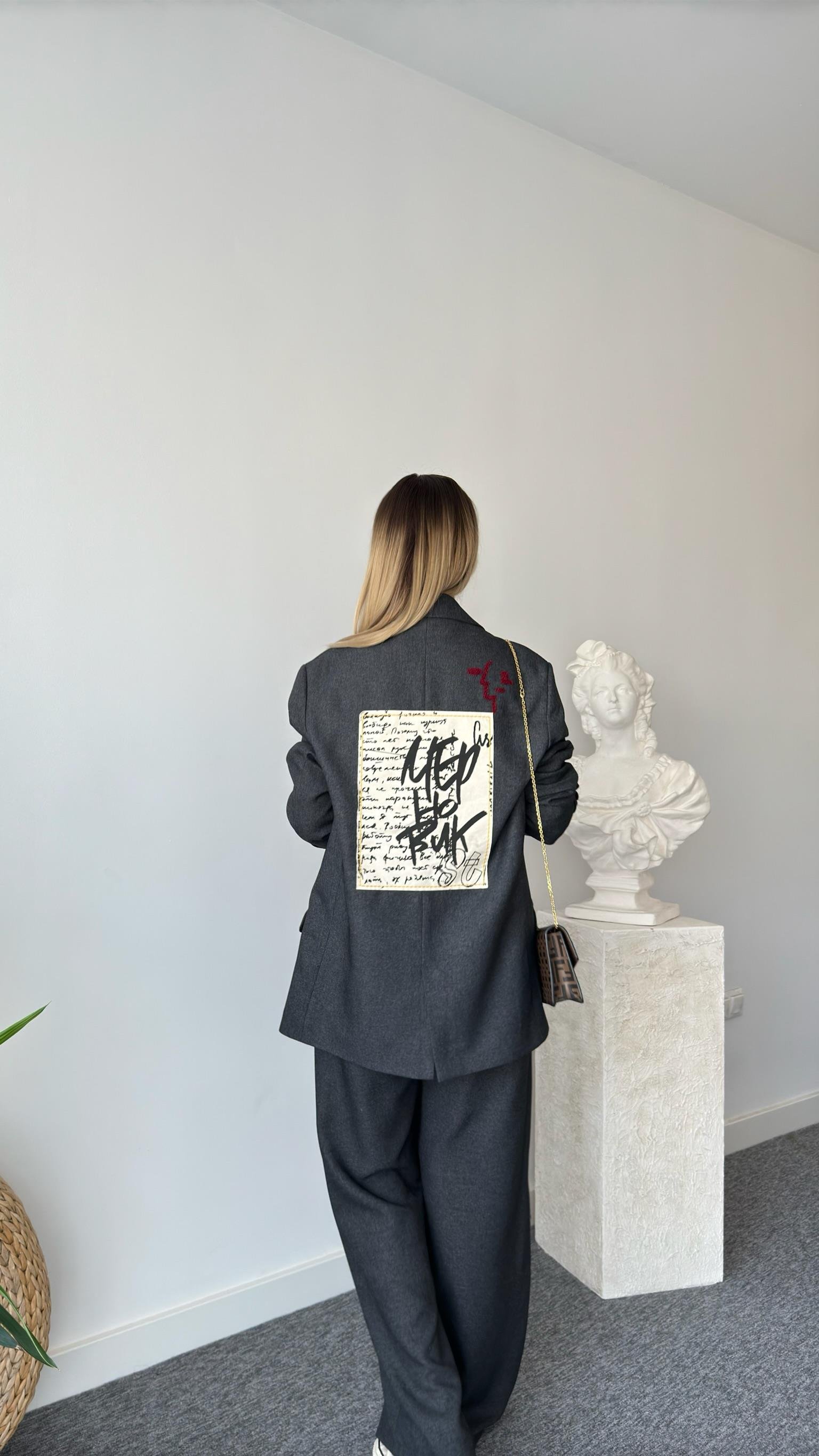 Elyo Nakış Detaylı Tasarım Blazer Ceket