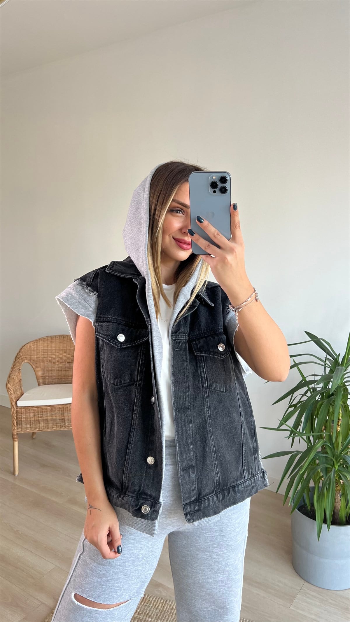 Marka Model Antrasit Denim Yelek