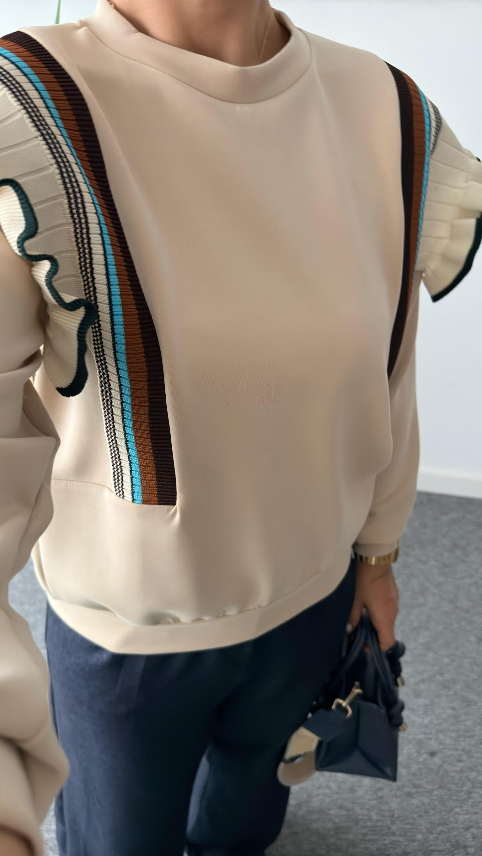 Triko Fırfır Detaylı Bej Modal Sweat