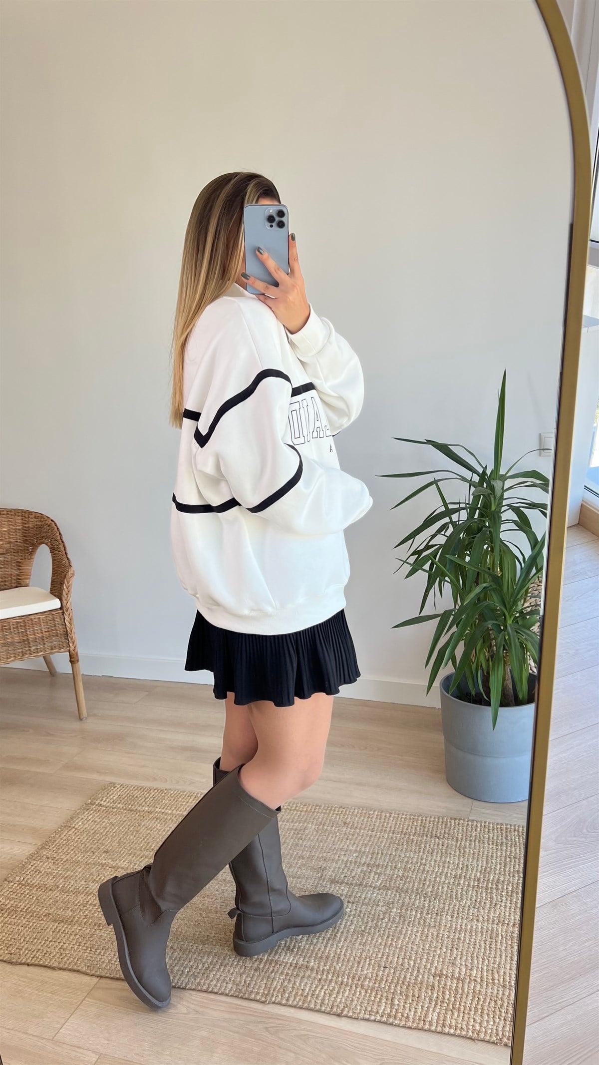 Yazı Detaylı Unisex Sweatshirt