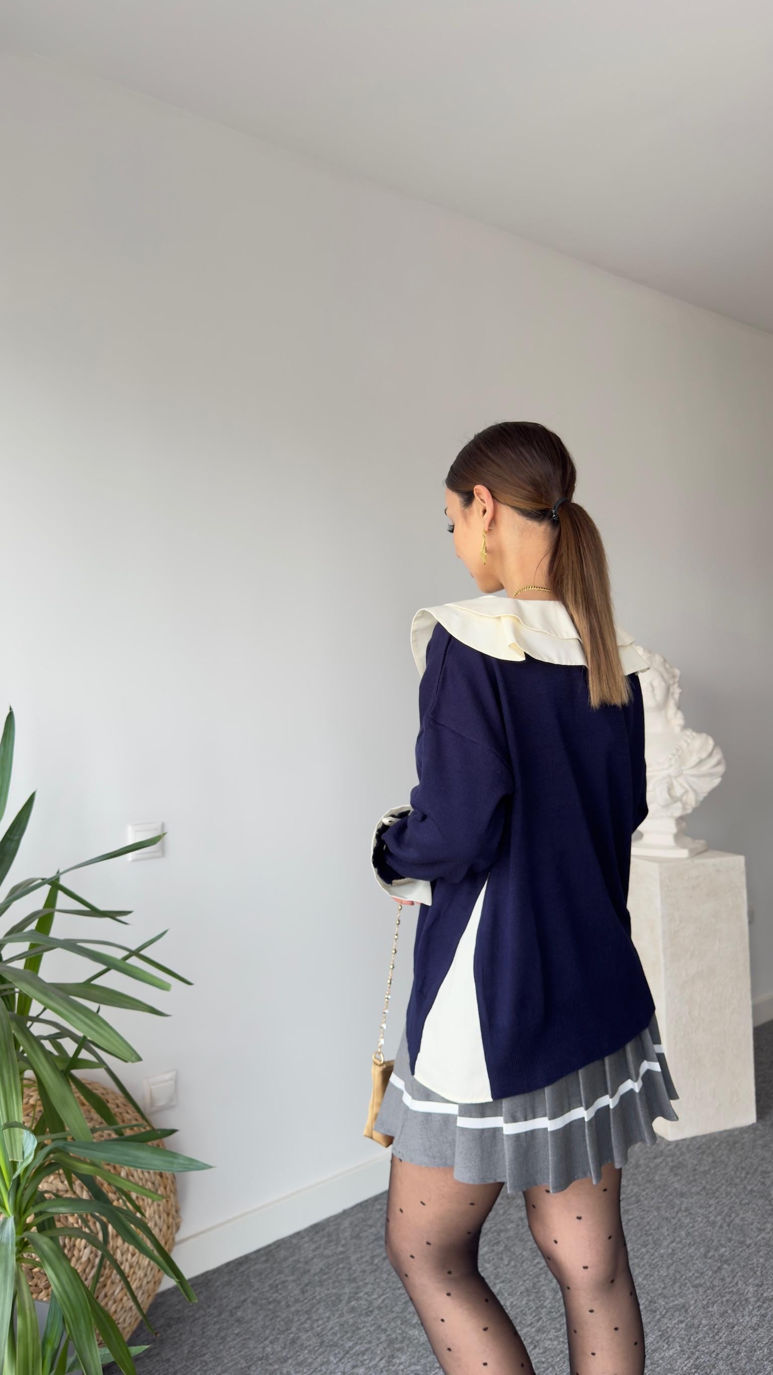 Orjinal Model Yaka Detaylı Lacivert Triko