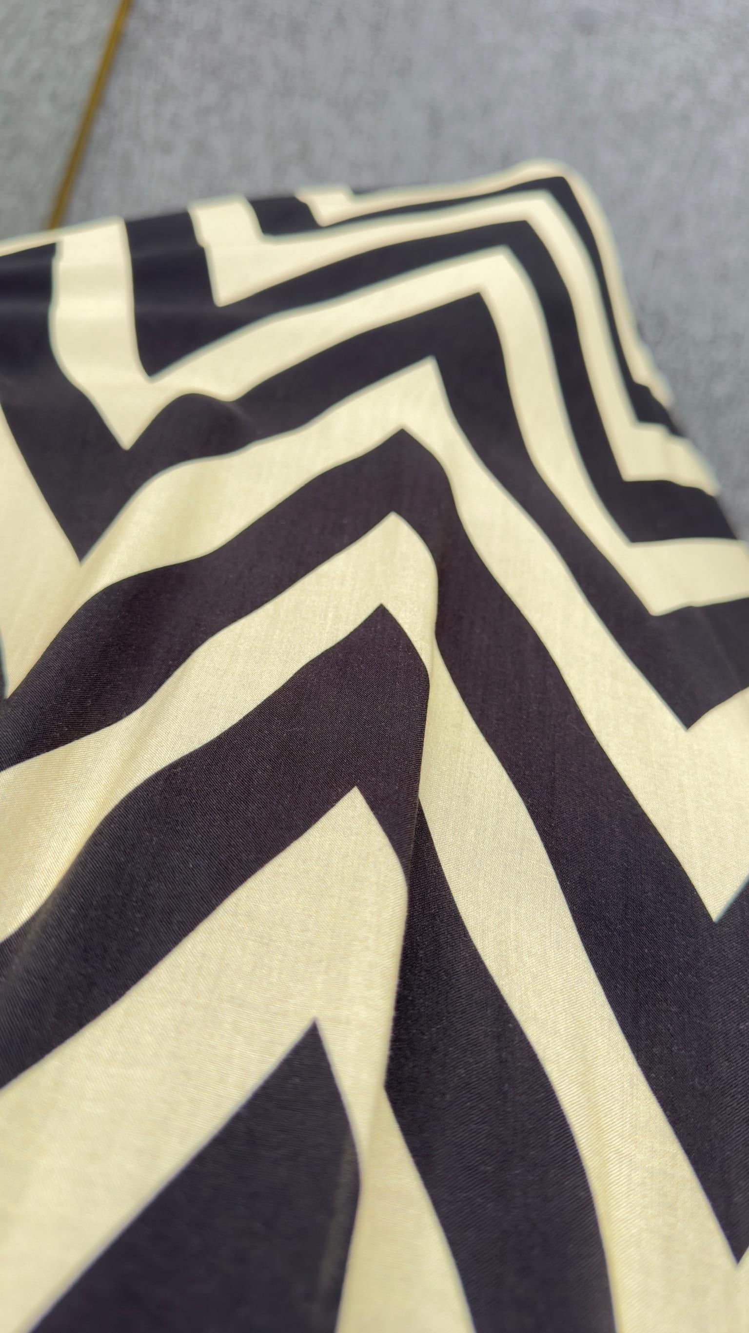 Lavin Siyah Bej Çizgili Maxi Elbise 