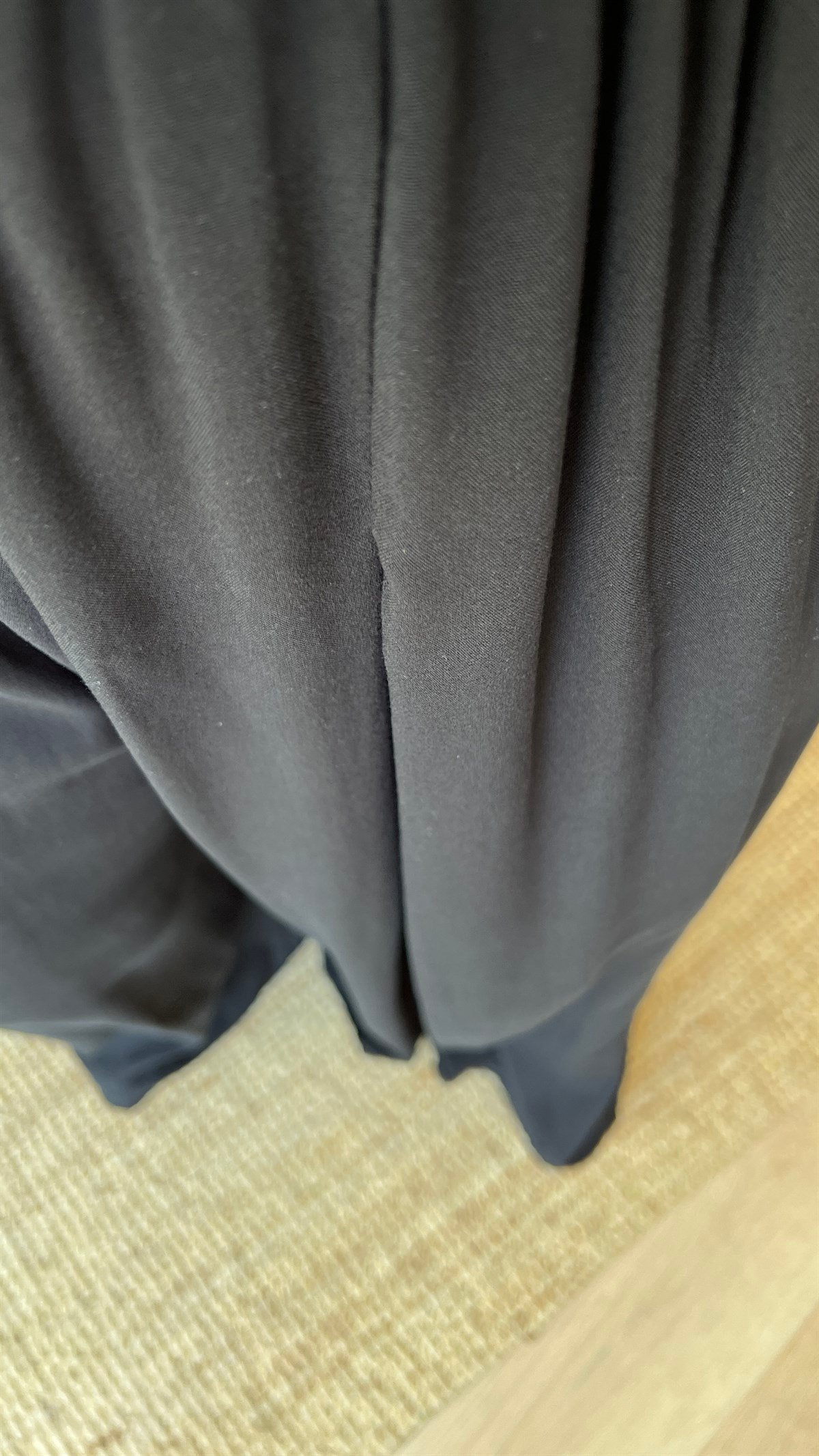 Bol Paça Siyah Viskon Pantolon