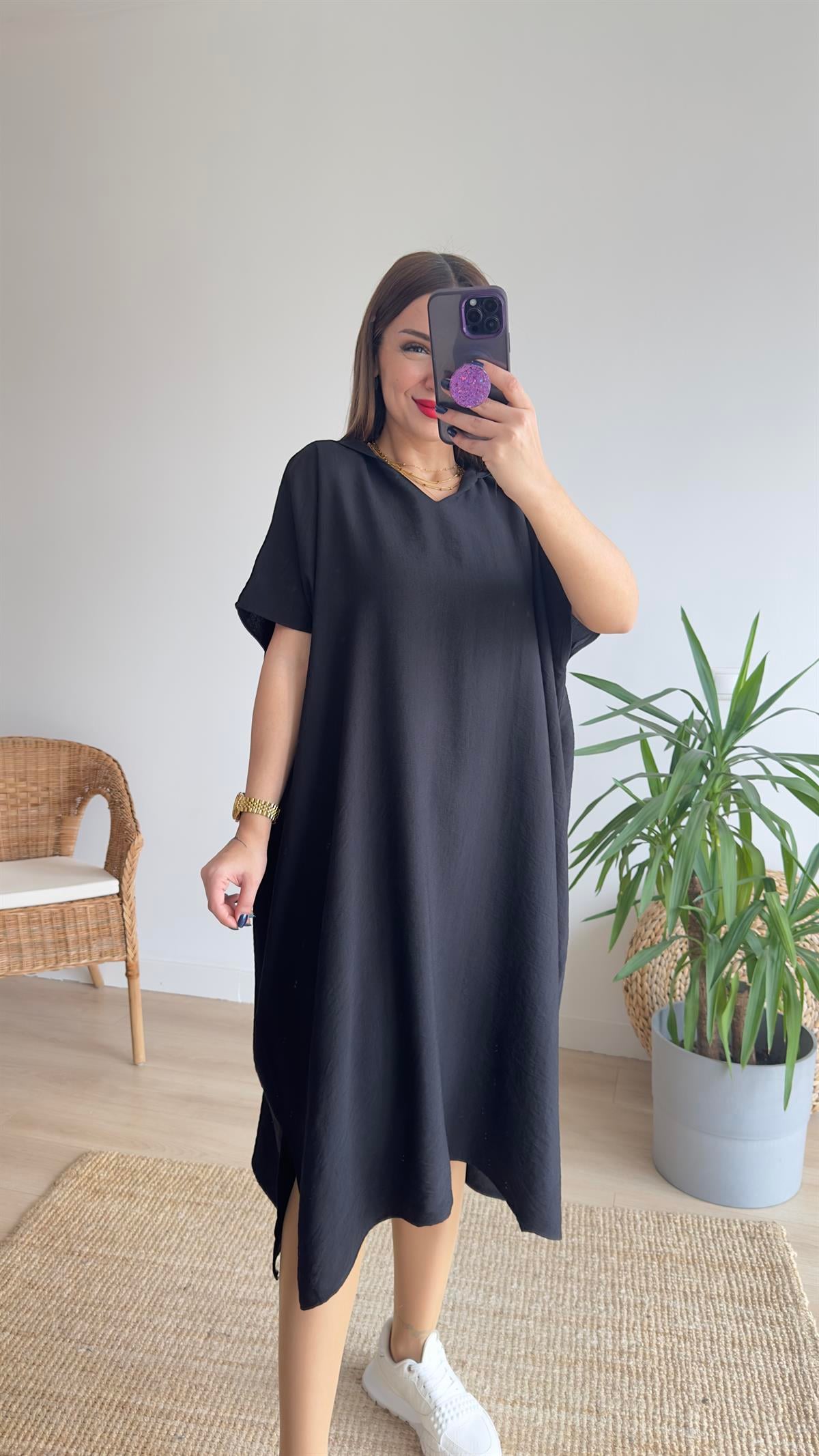 Oversize Siyah Kapüşonlu Elbise 
