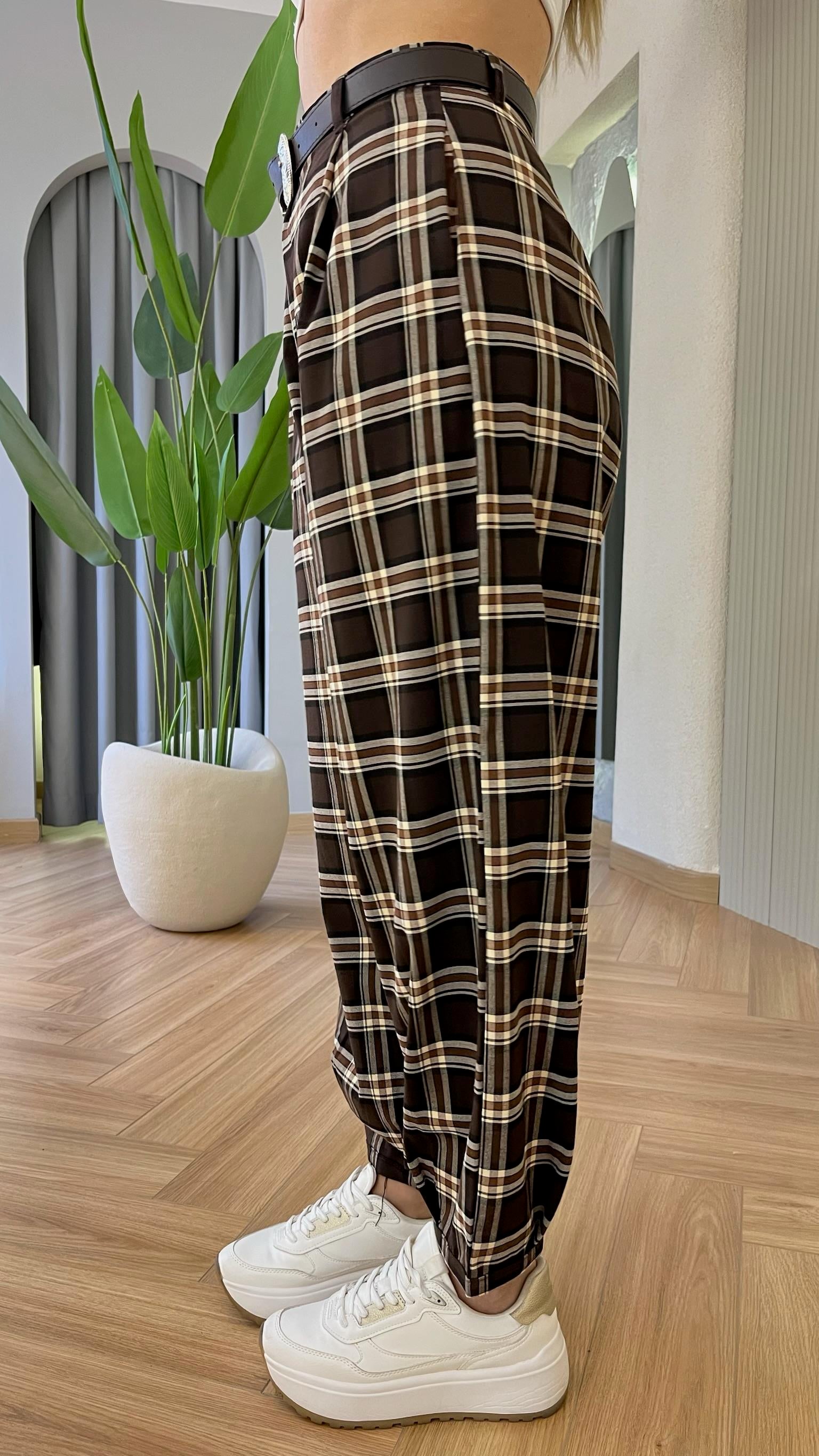 Bej Ekoseli Reyna Kemerli Balon Pantolon 