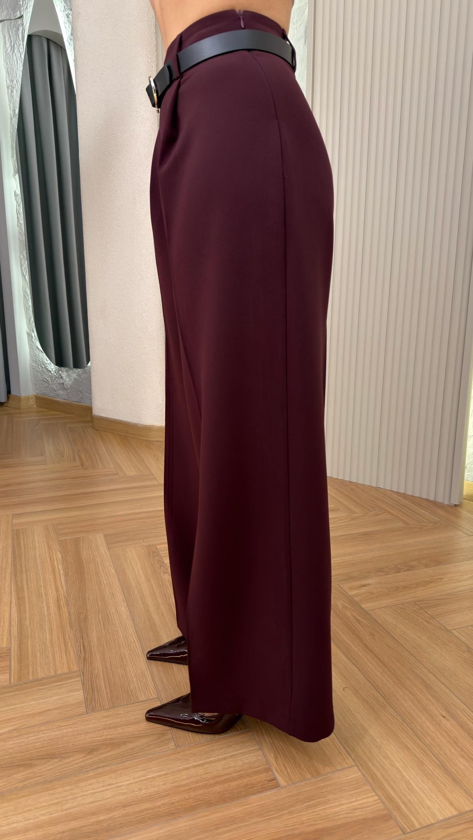 Bordo Madia Kemerli Pile Detay Pantolon