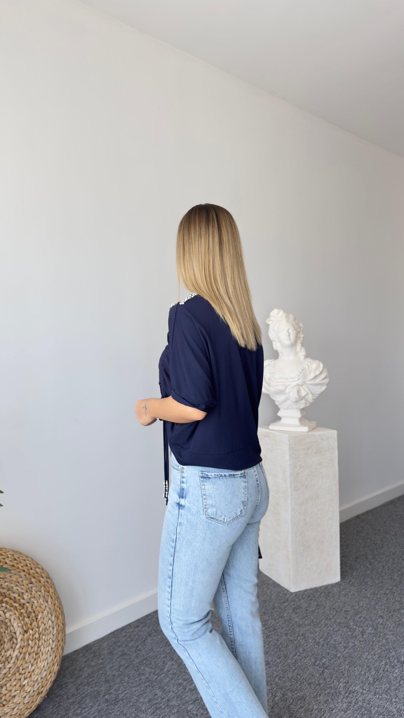 Omzu Taşlı Lacivert Modal Tshirt