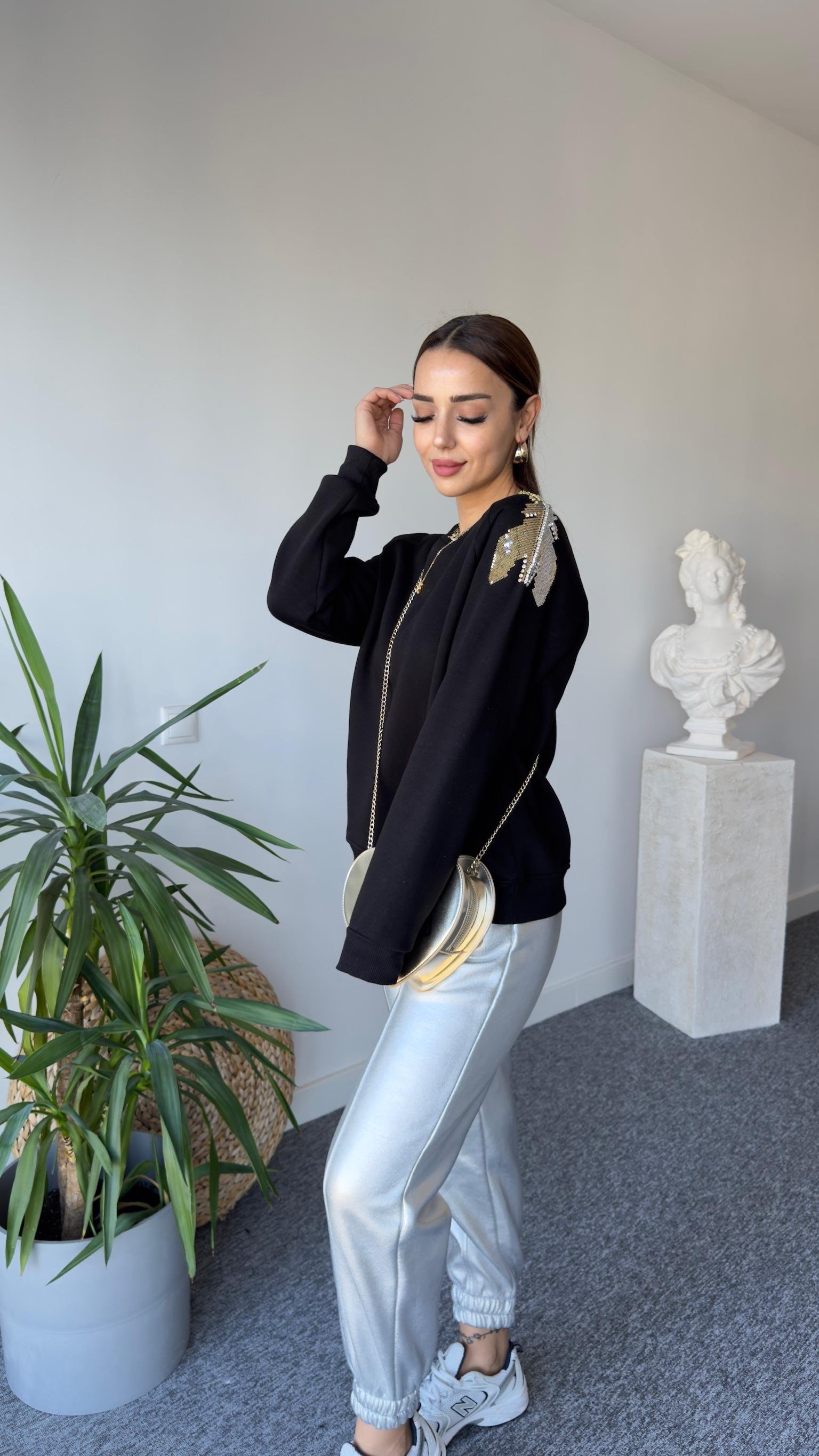 Gess Omuzları Taş Detay Siyah Sweat