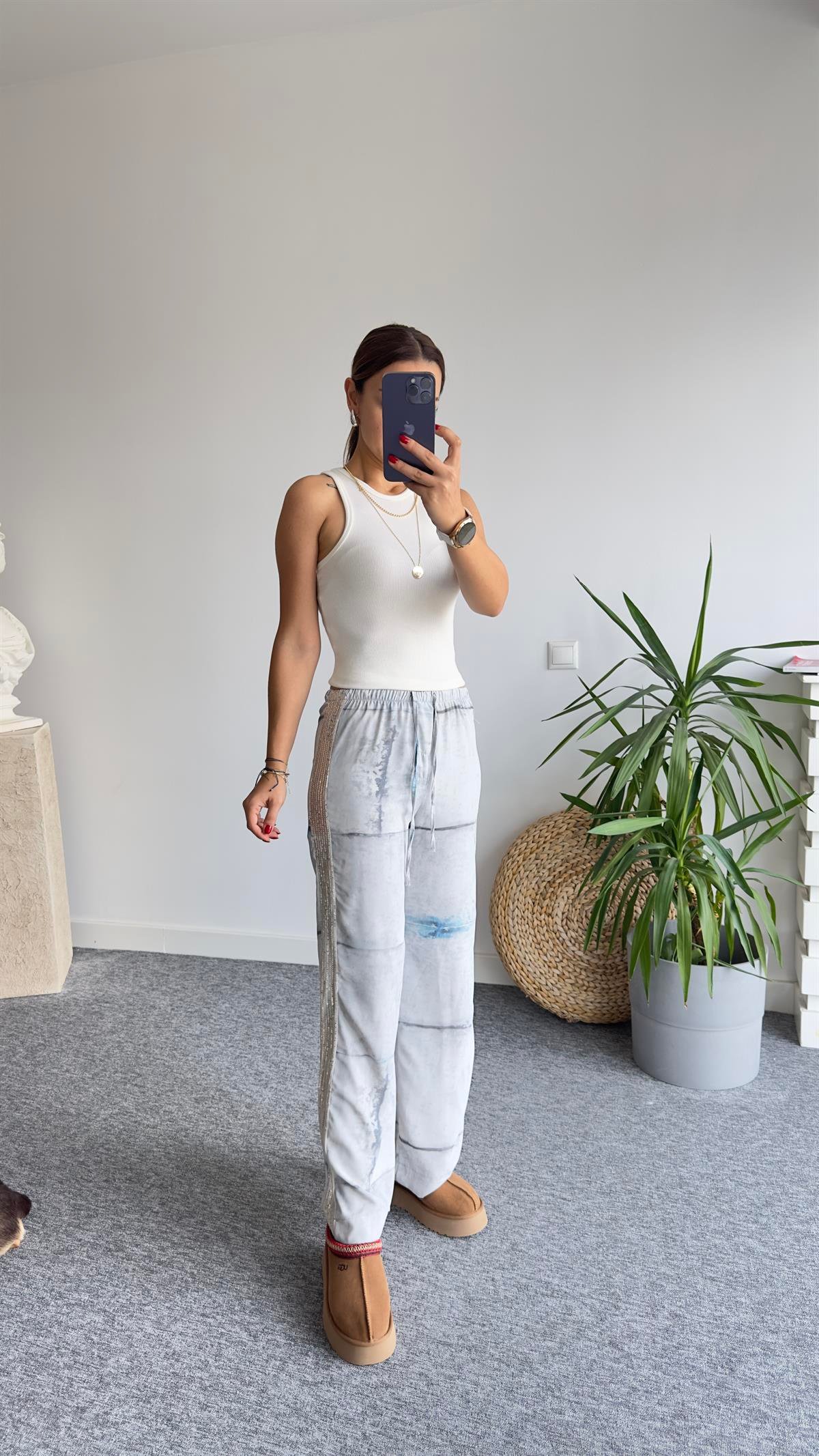 Pullu Ve Desenli Zr Model Pantolon
