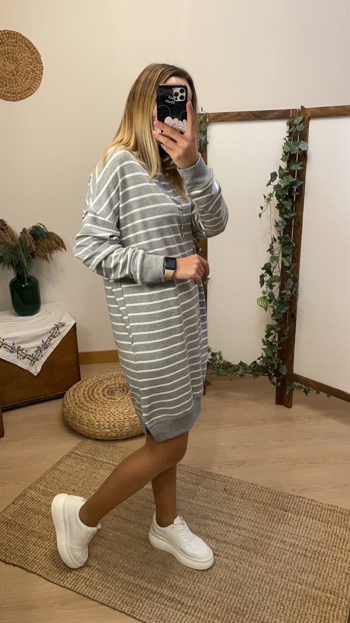 Gri Çizgili Elbise