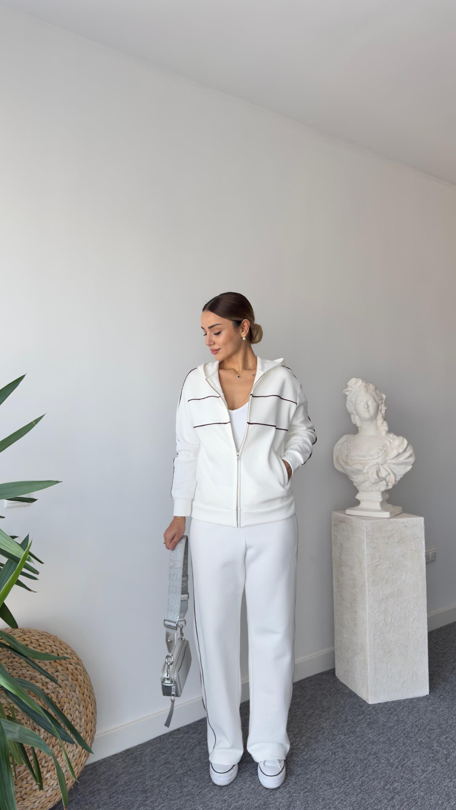 Vians Biyeli Beyaz Oys Pike Takım