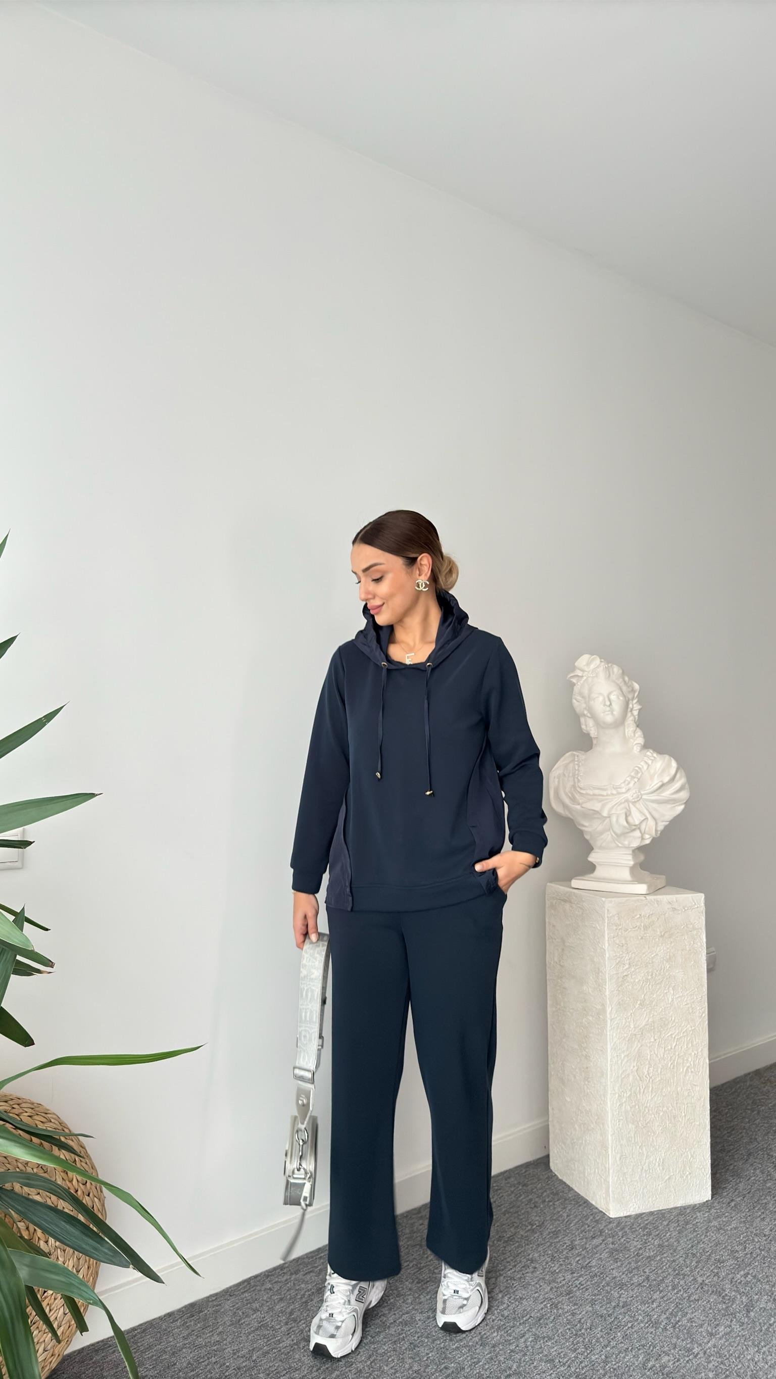 Soleda Paraşüt Detaylı Laci Modal Takım