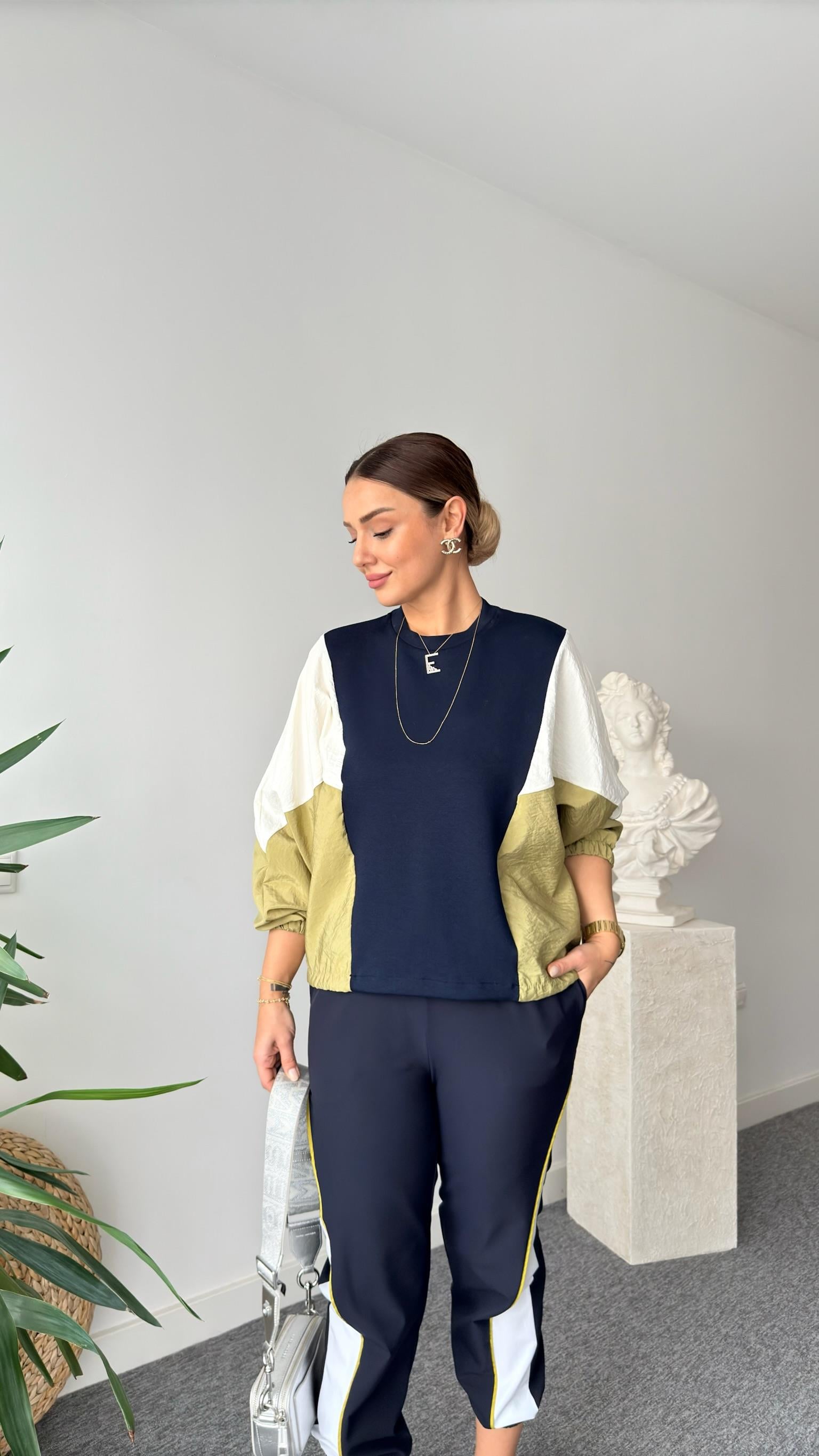 Coti Paraşüt Detaylı Laci Modal Sweat