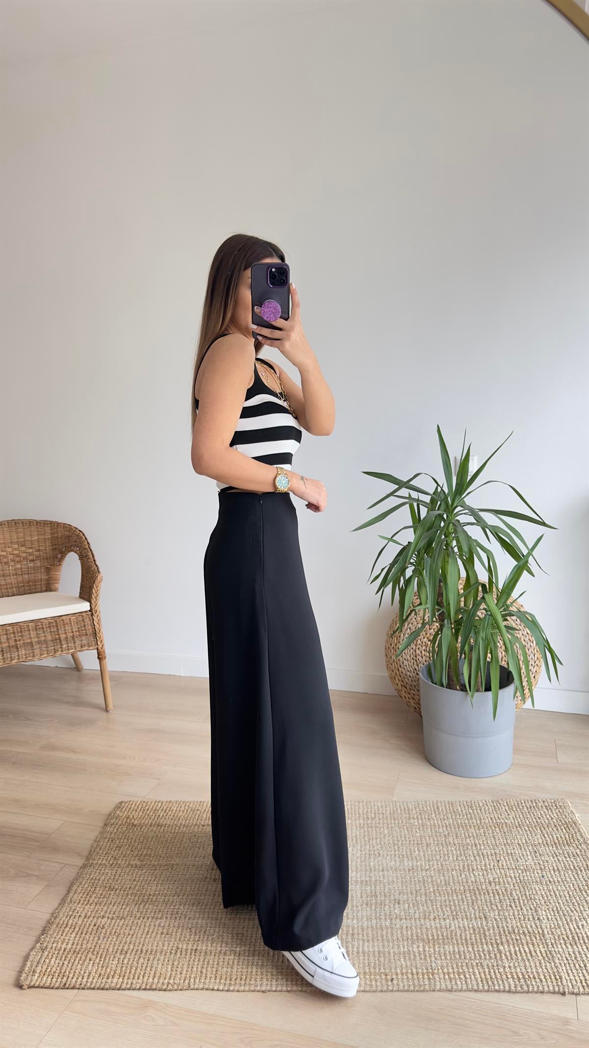 Bol Paça Siyah Pantolon