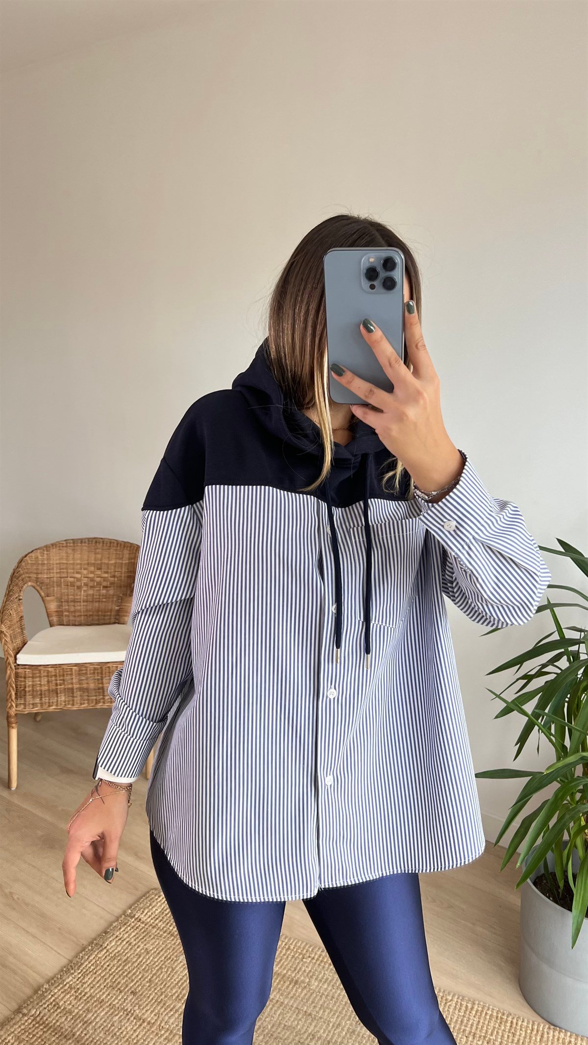 Lacivert Marka Model Gömlek Detaylı Sweatshirt 
