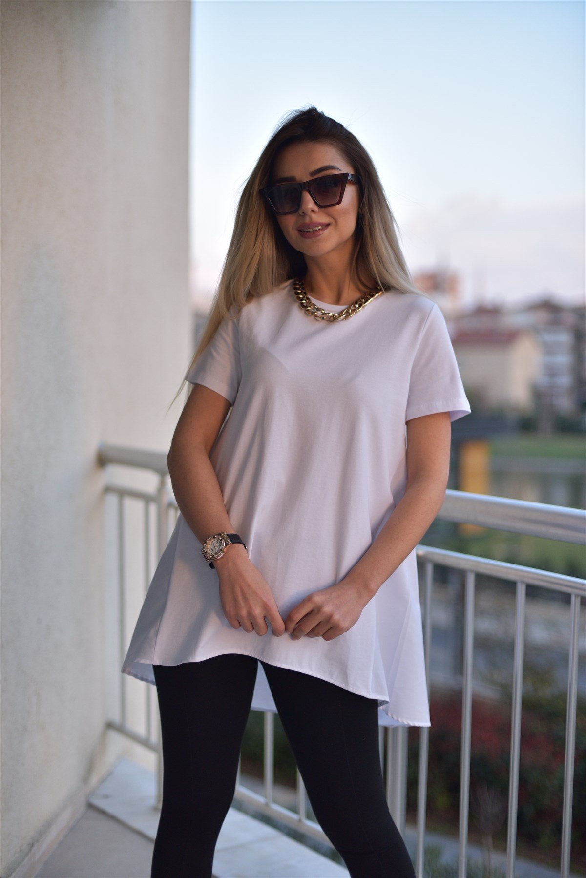 Arkası Poplin Detaylı Orijinal Bluz
