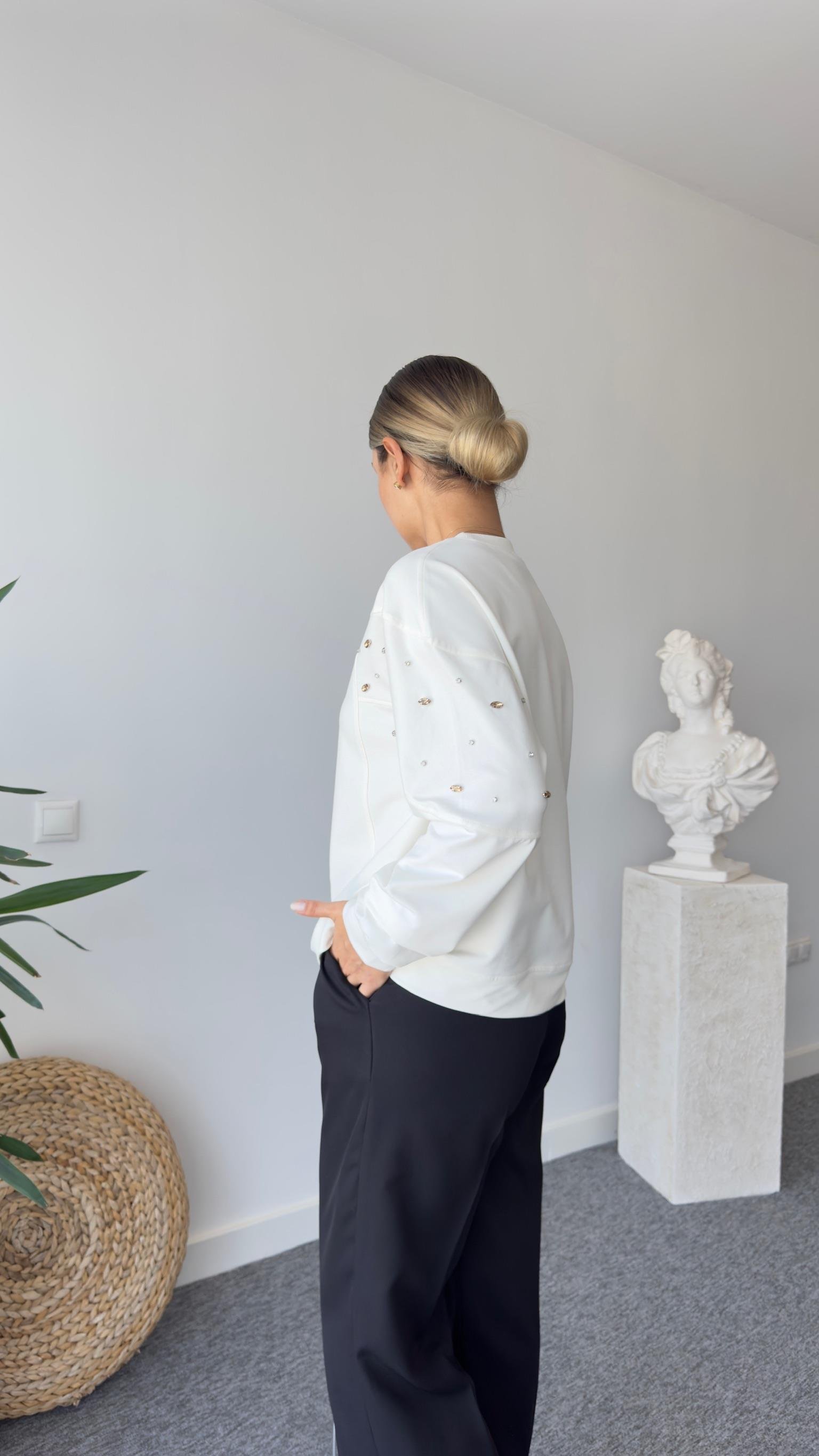 Zack Marka Model Taş Detaylı Beyaz Sweatshirt