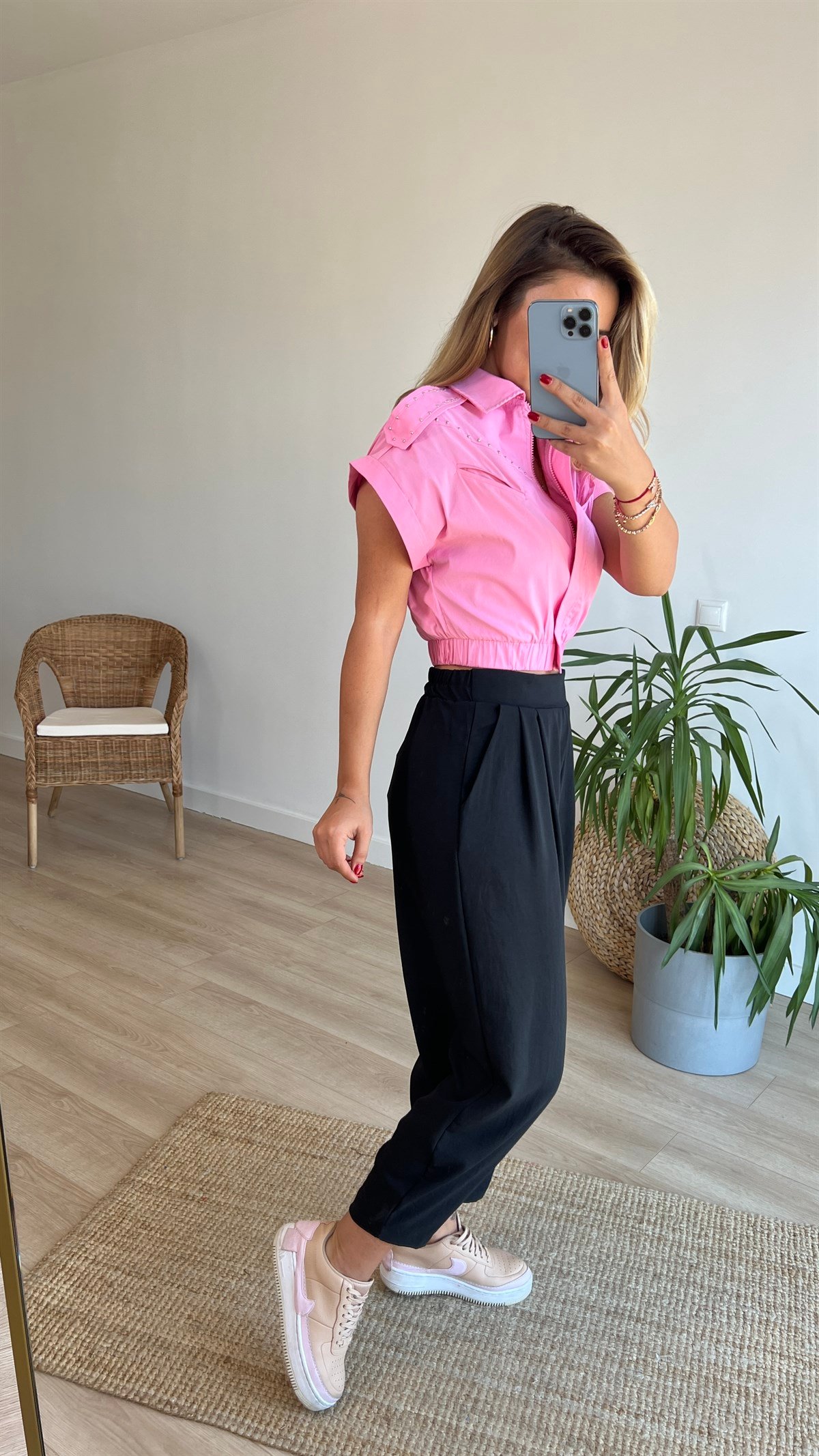 Zımba Detaylı Tasarım Pembe Ceket