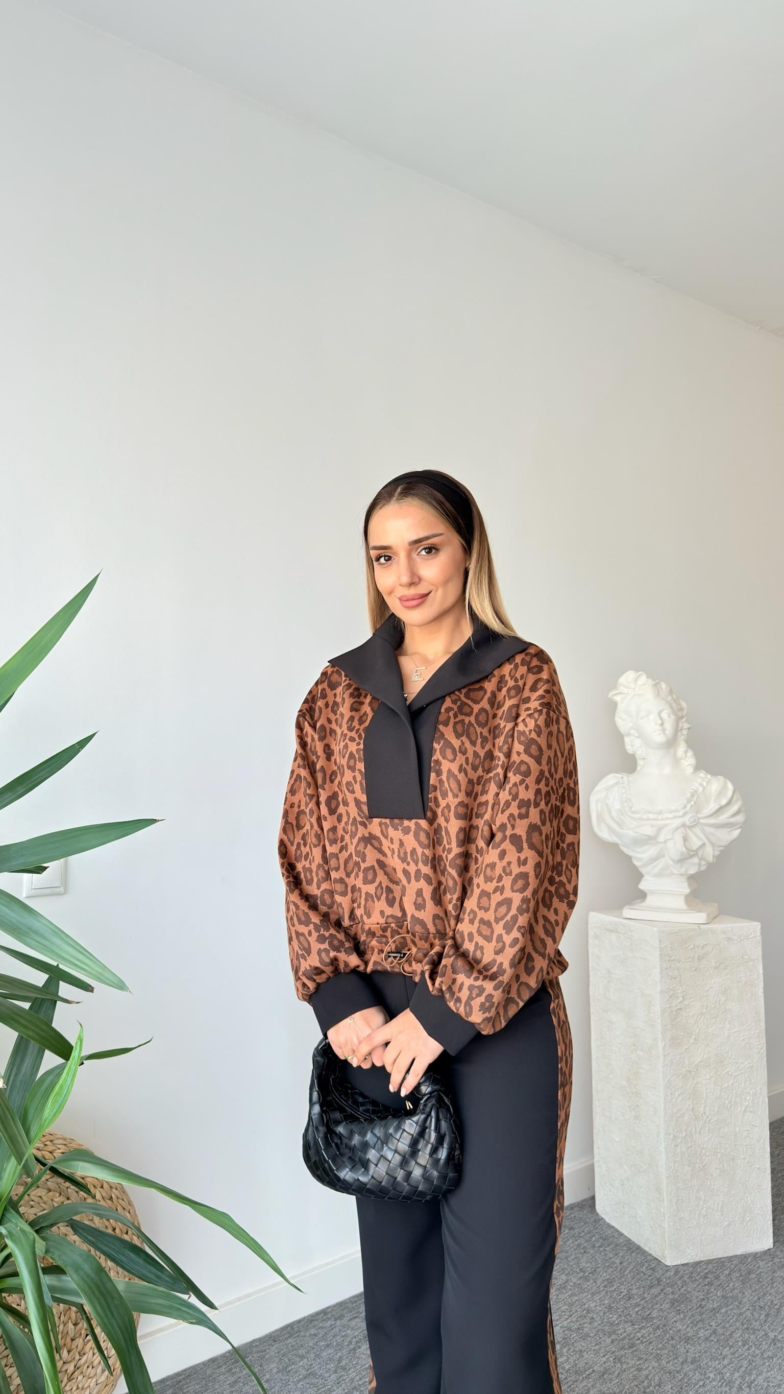 Niran Leopar Detaylı Sweat Pantolon Takım