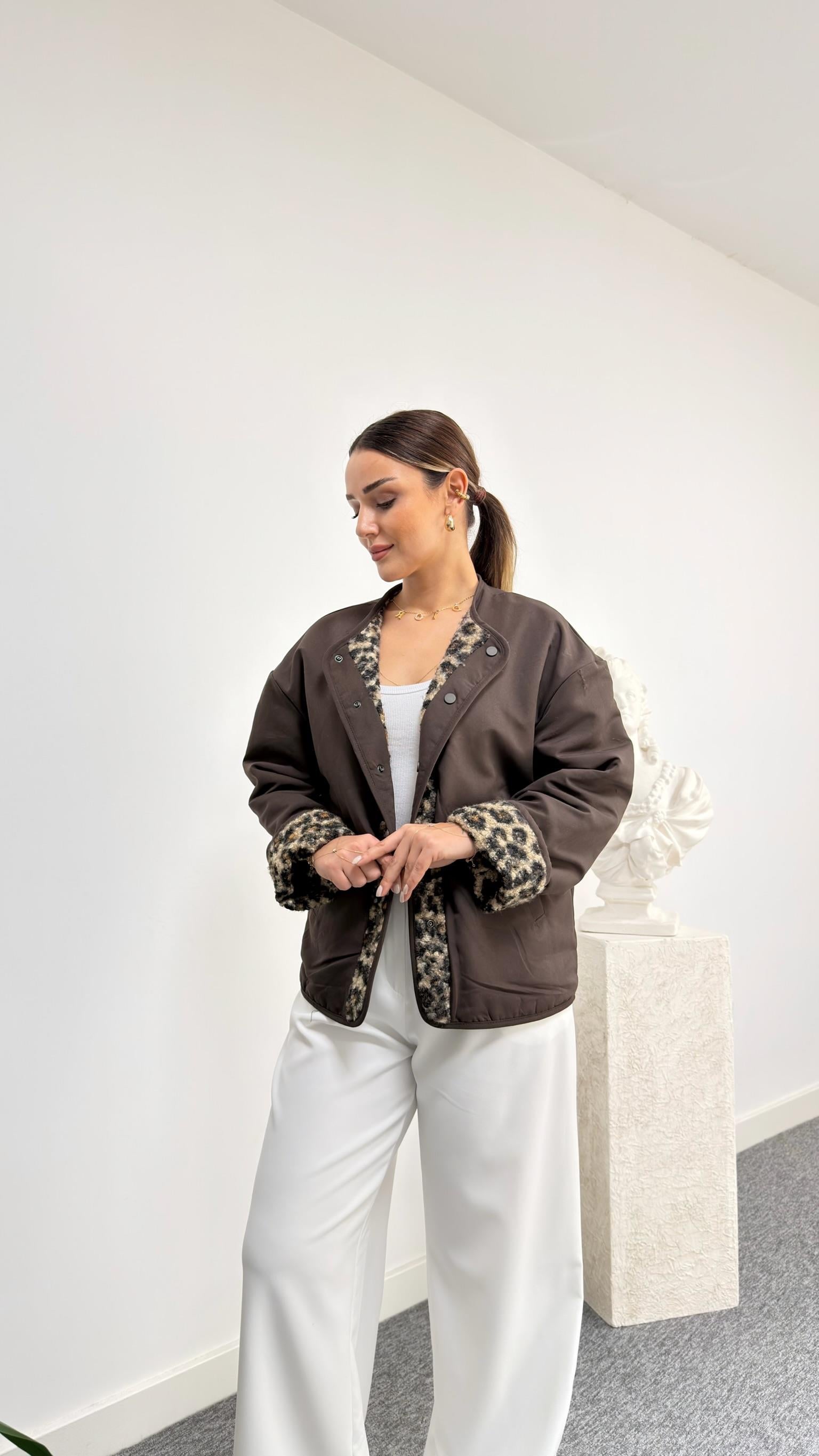 Trow Çift Taraflı Leopar Detaylı Ceket
