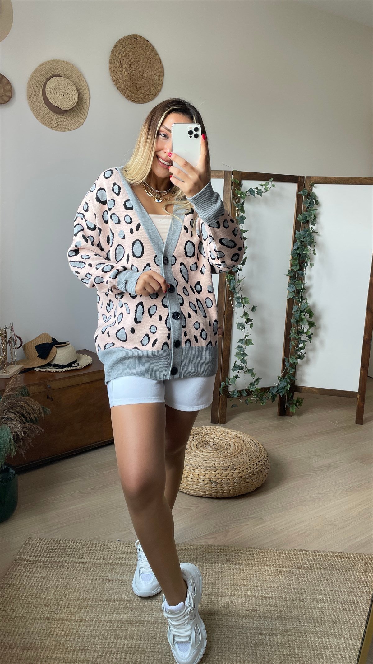 Leopar Desenli Hırka