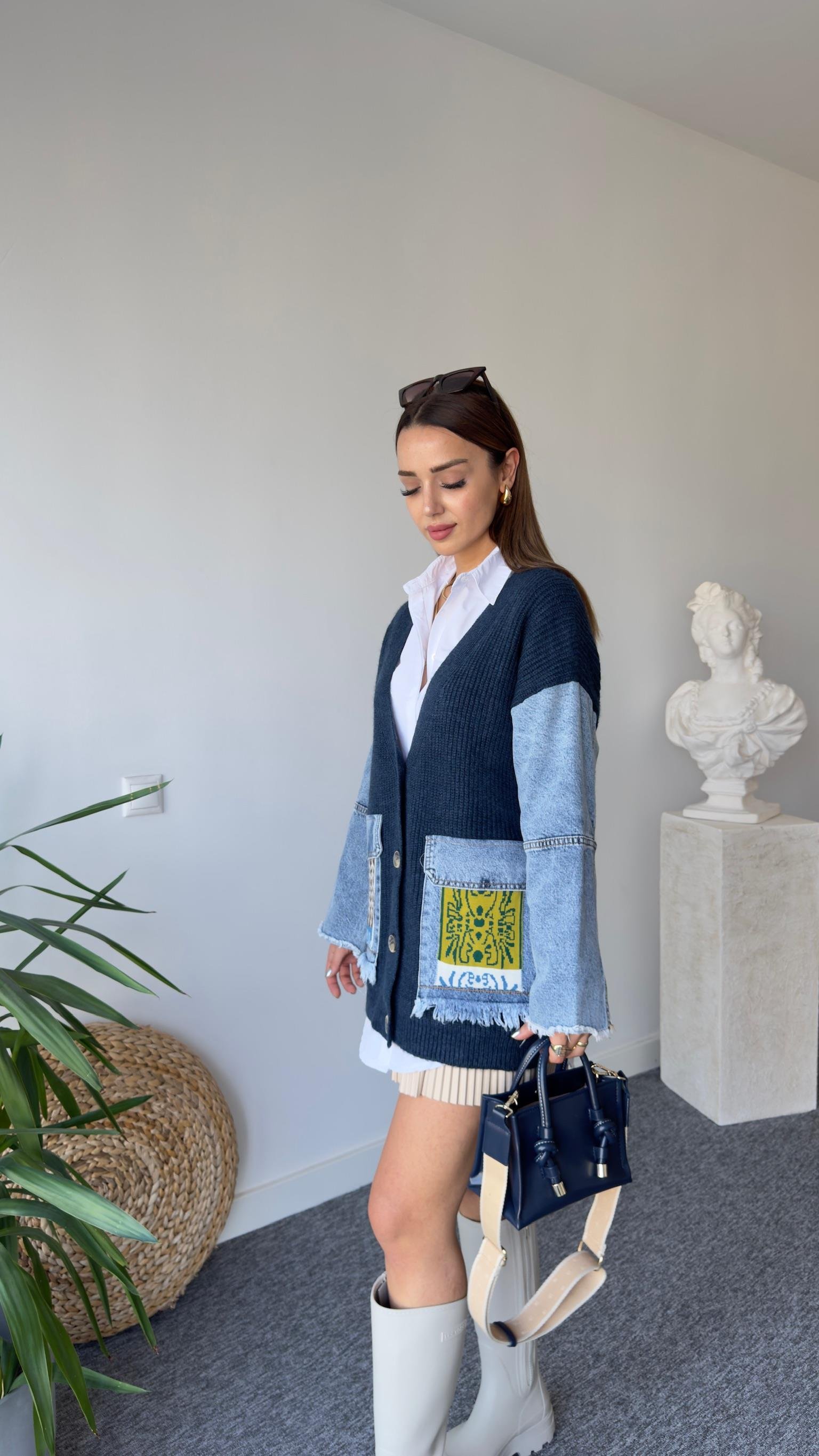 Lesa Kot Garnili Lacivert Hırka