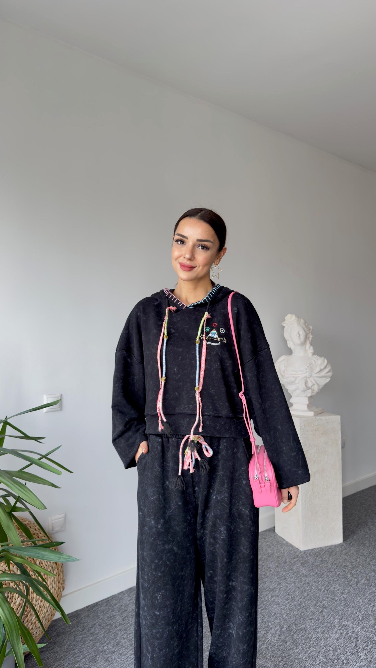 Olka Nakış İşlemeli Tasarım Batik Takım