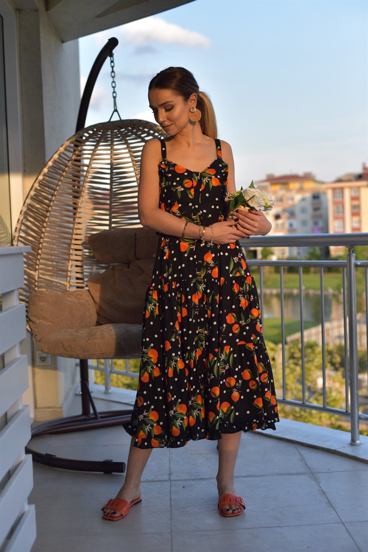 Portakal Desenli Askılı Elbise