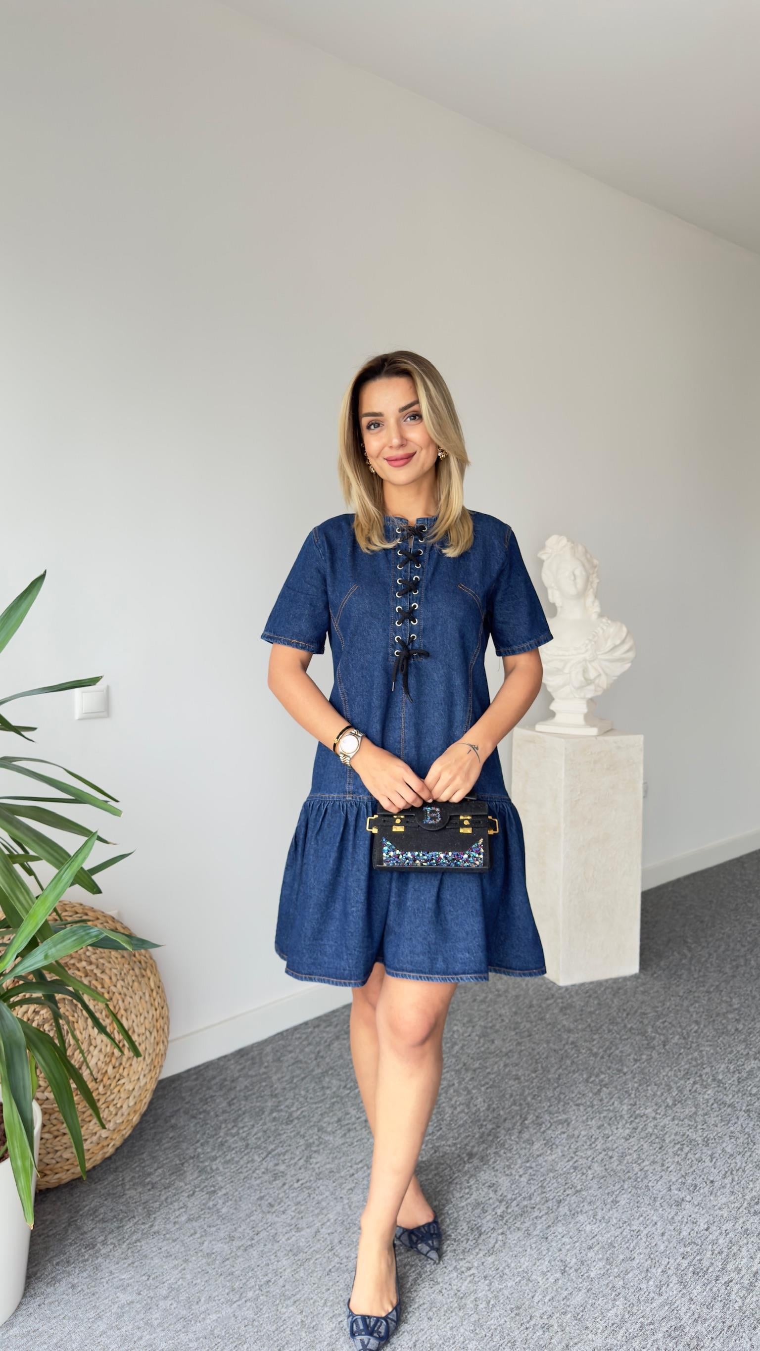 Lero Bağcık Detaylı Jean Elbise 