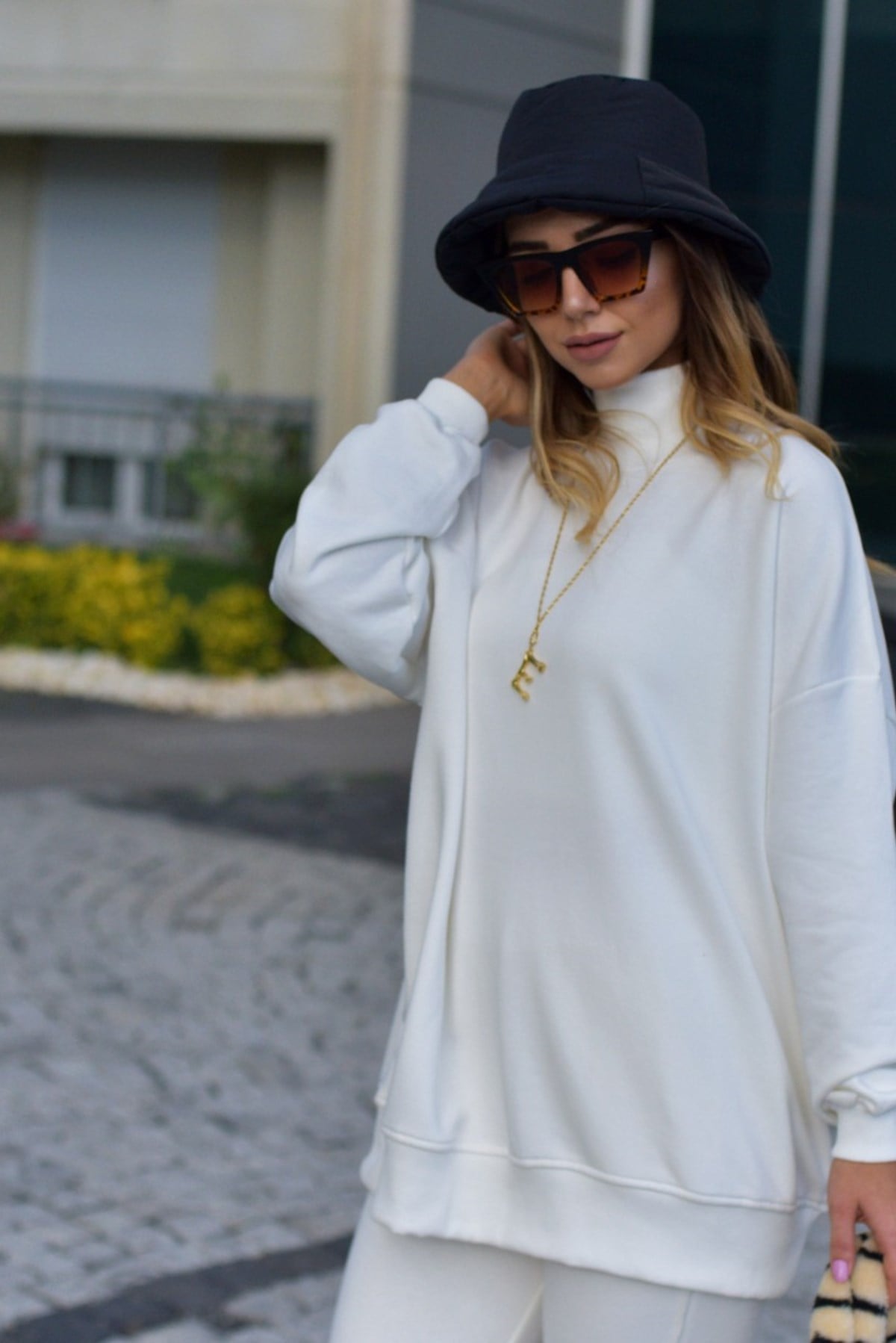 Balıkçı Yaka Oversize Beyaz Tunik