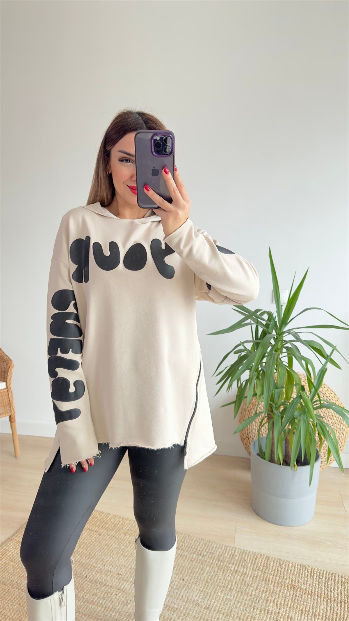 Yazı Ve Fermuar Detaylı Krem Sweat