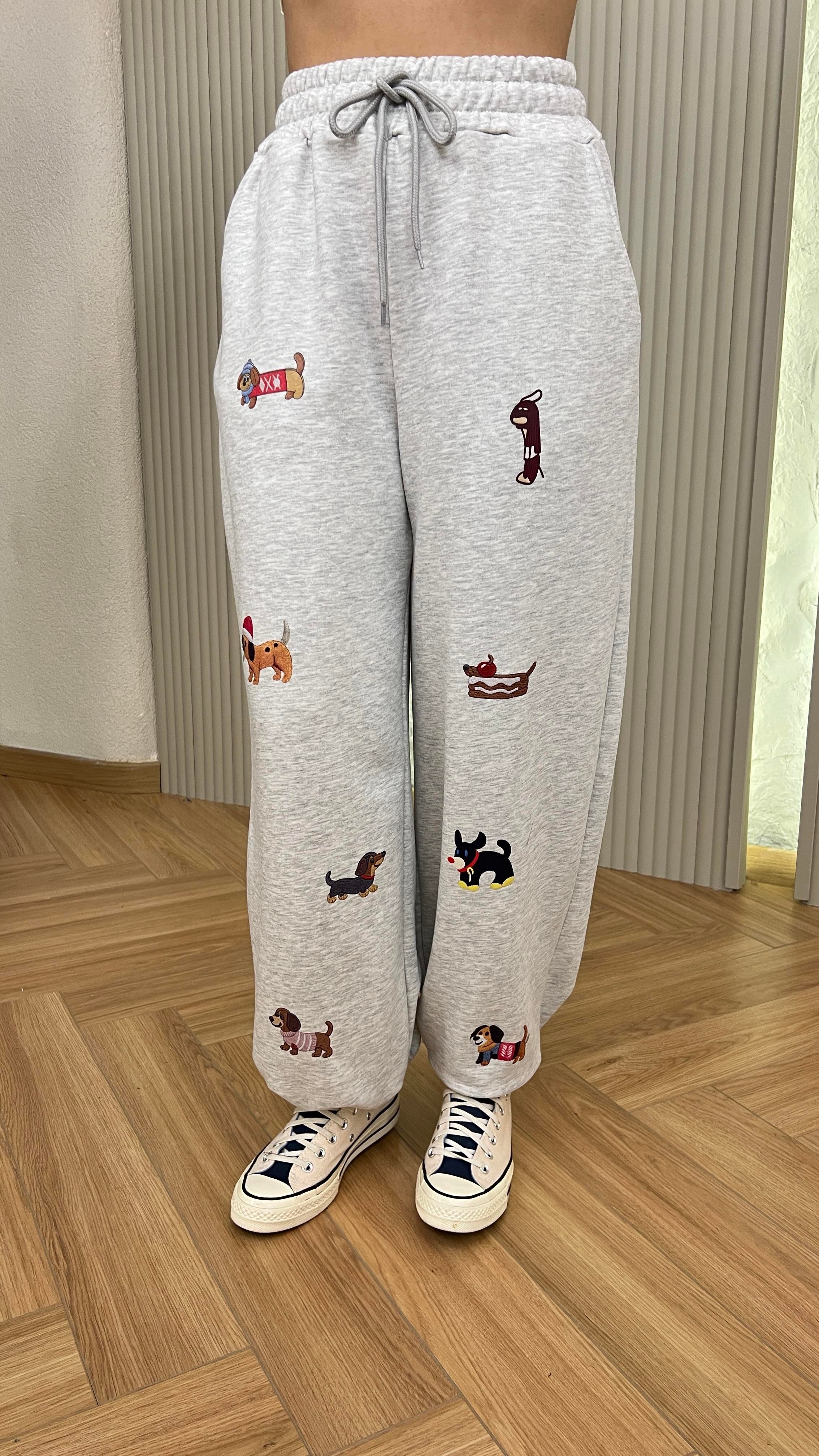 Köpek Desenli Paça Stoper Gri Eşofman Altı
